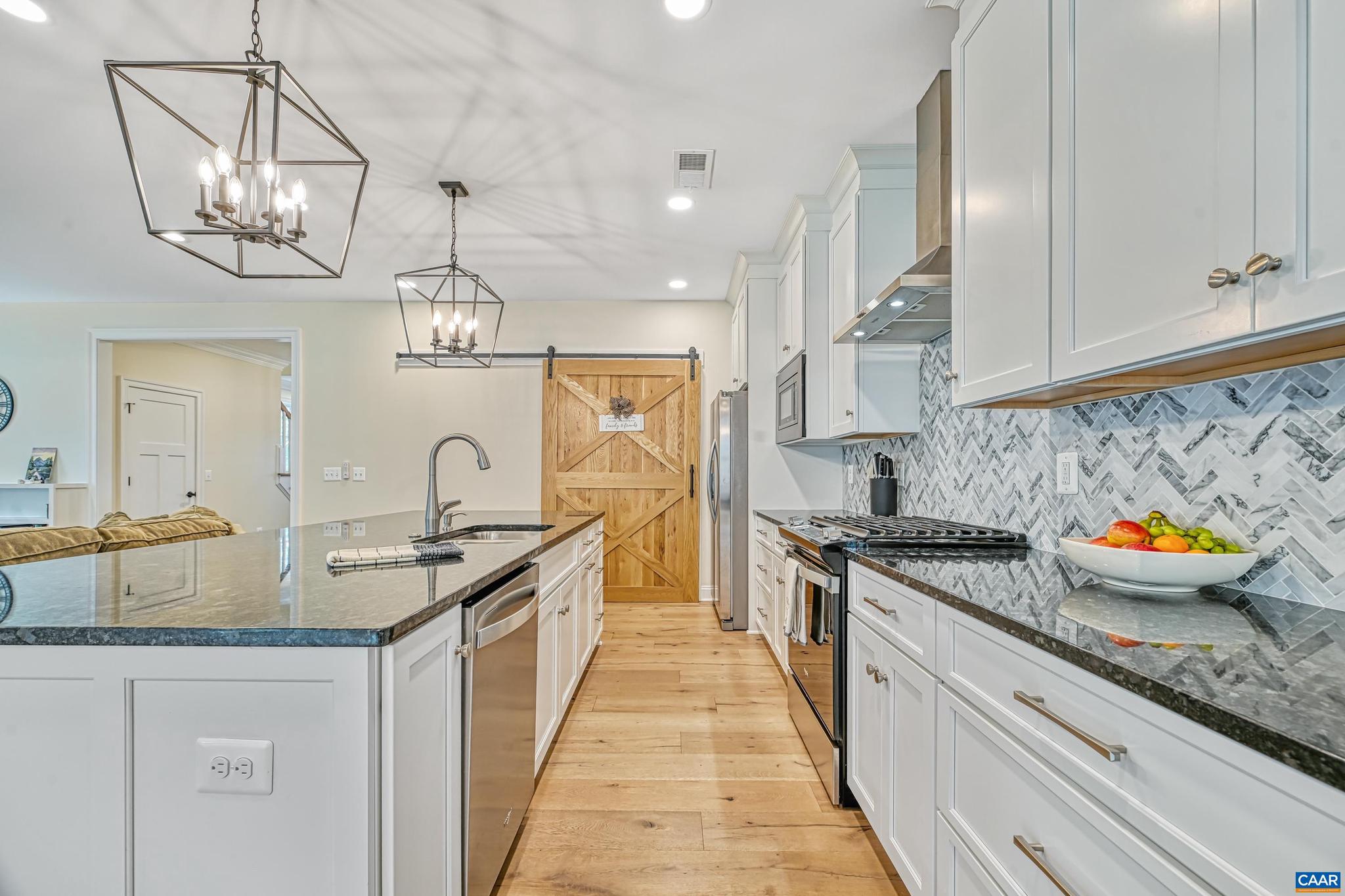 SPRING CREEK - Residential