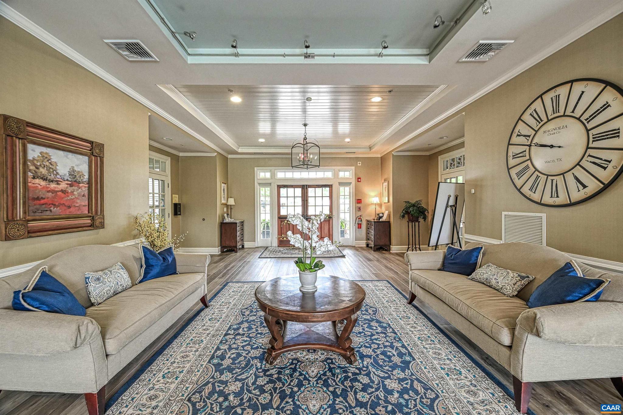 SPRING CREEK - Residential