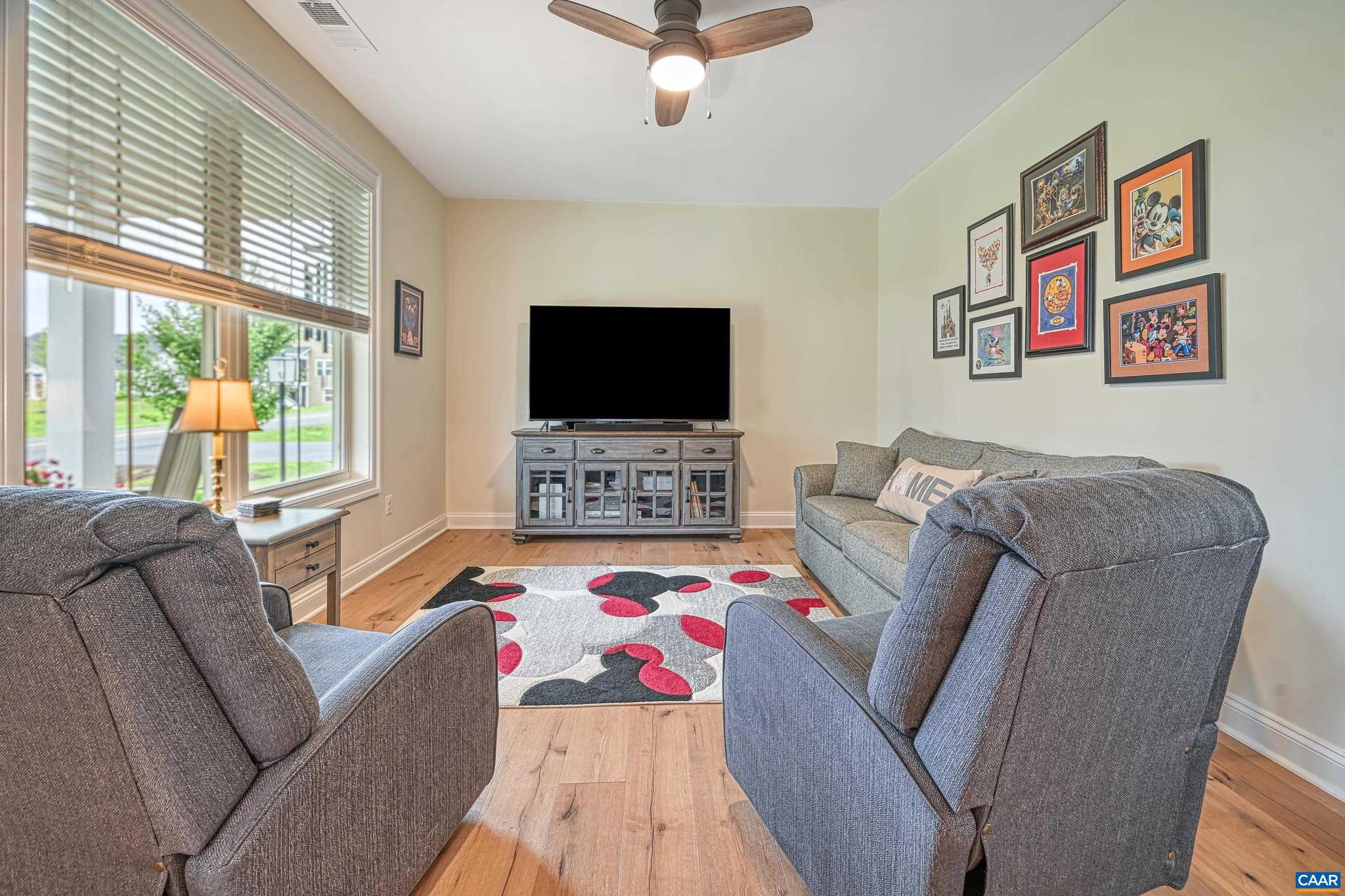 SPRING CREEK - Residential