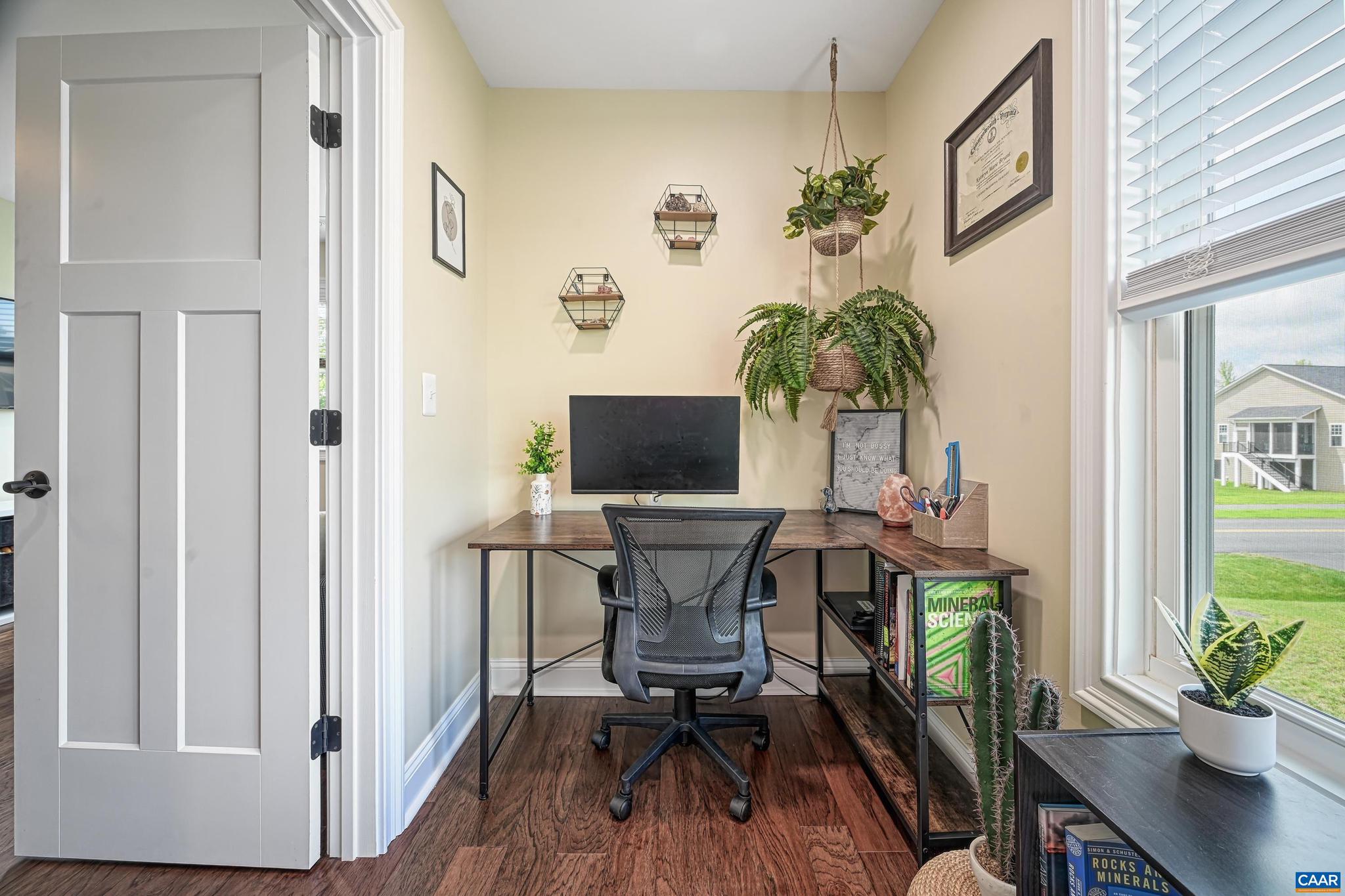 SPRING CREEK - Residential