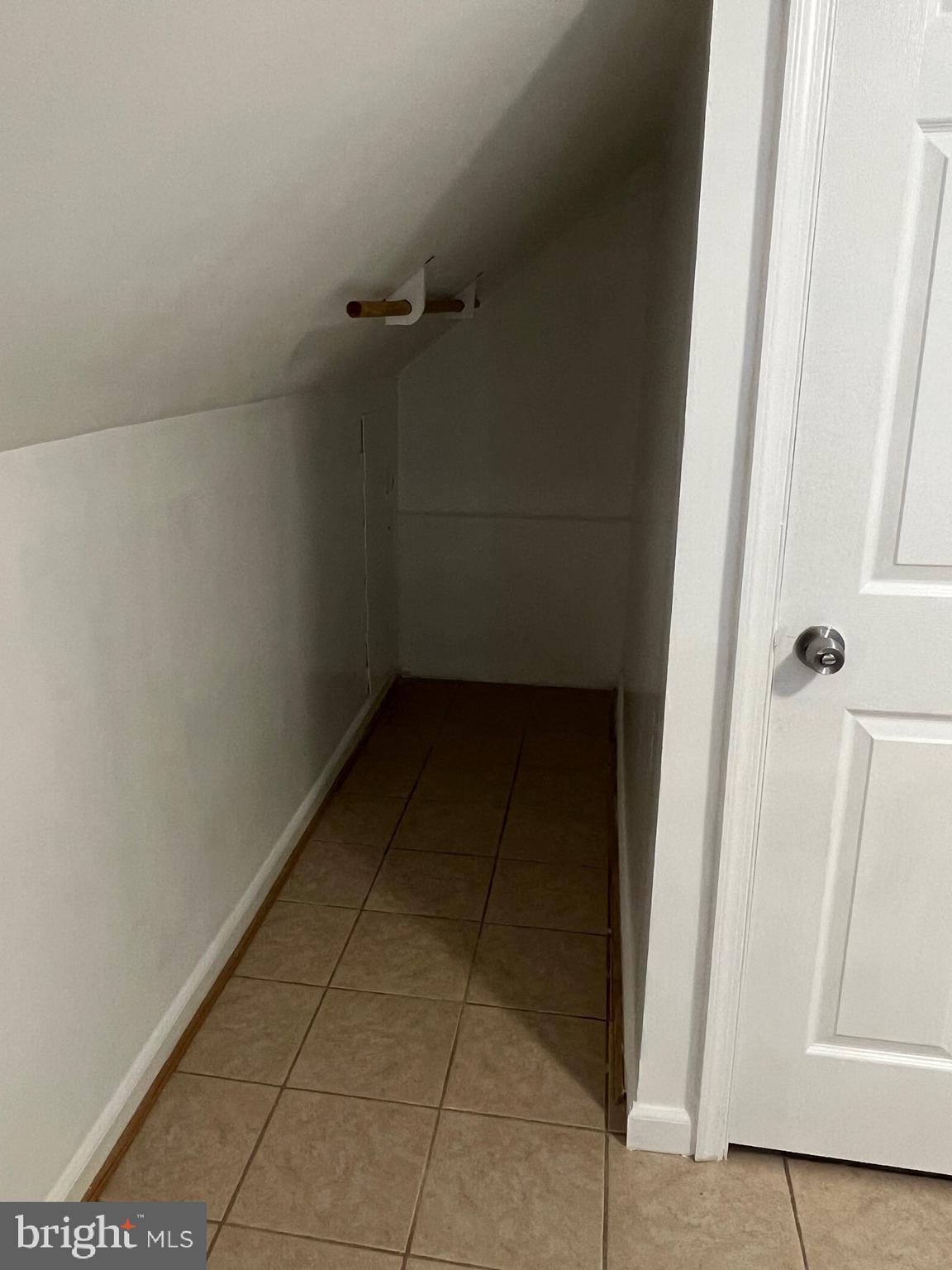 GREENTOP MANOR - Residential Lease