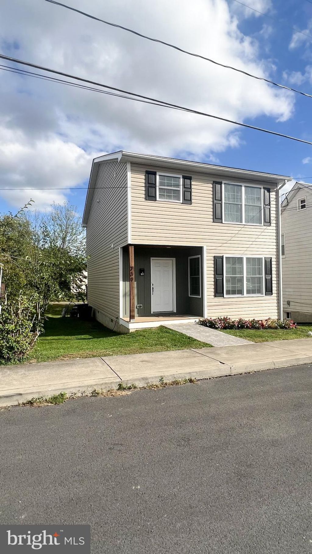 Photo of 709 Albert Street, MARTINSBURG, WV 25404 (MLS # WVBE2045042)