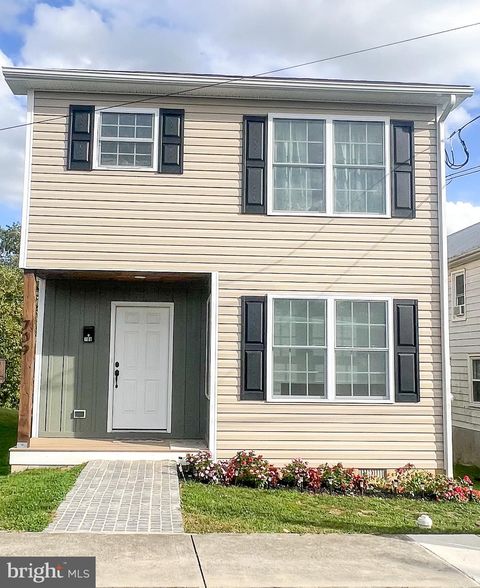 Photo of 709 Albert Street, MARTINSBURG, WV 25404 (MLS # WVBE2045042)