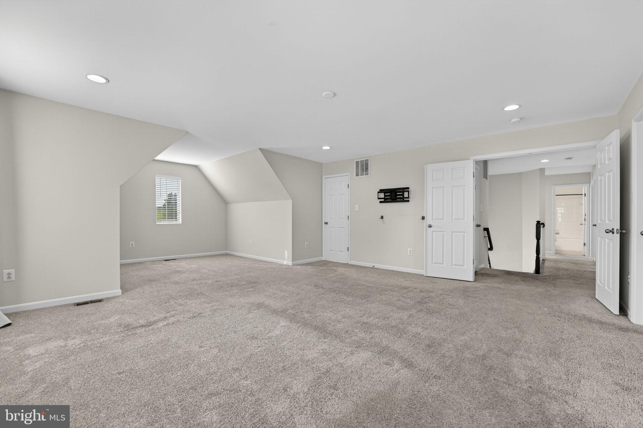 SHENANDOAH SPRINGS - Residential