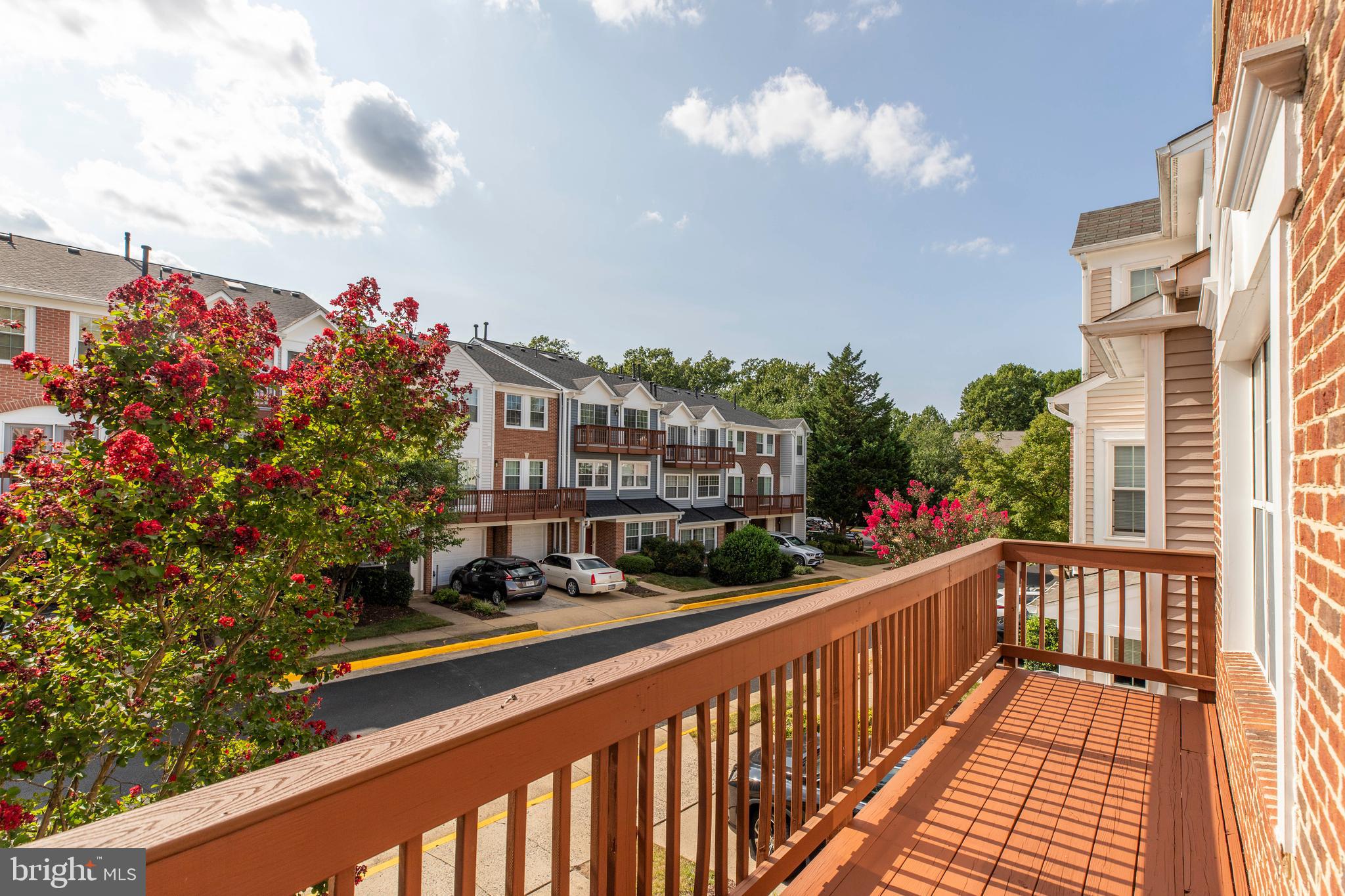 4311 CHARIOT COURT 122