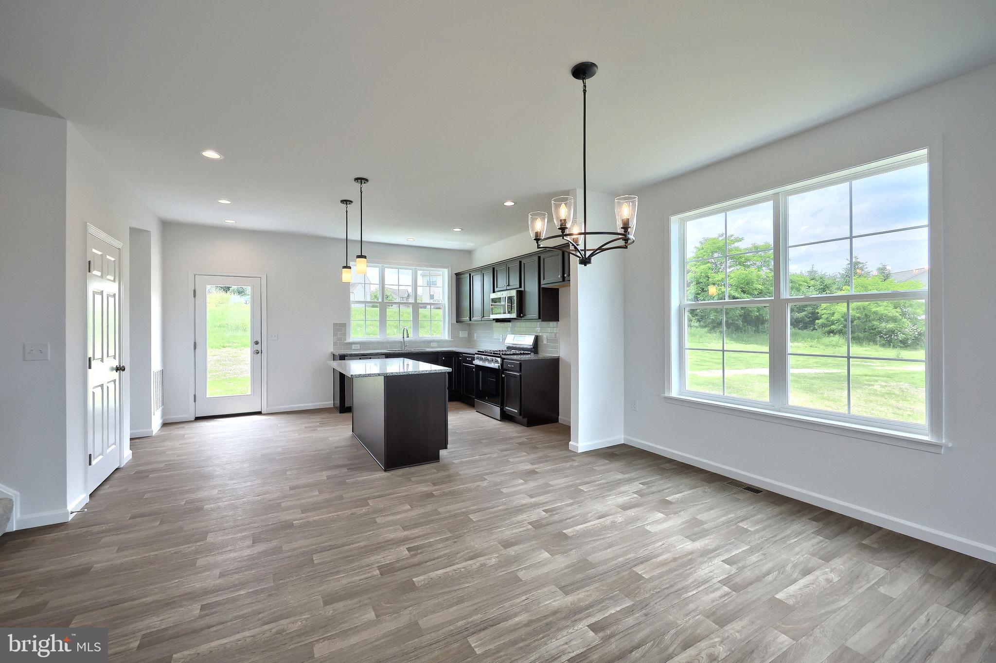 NORTH RIDGE - Residential