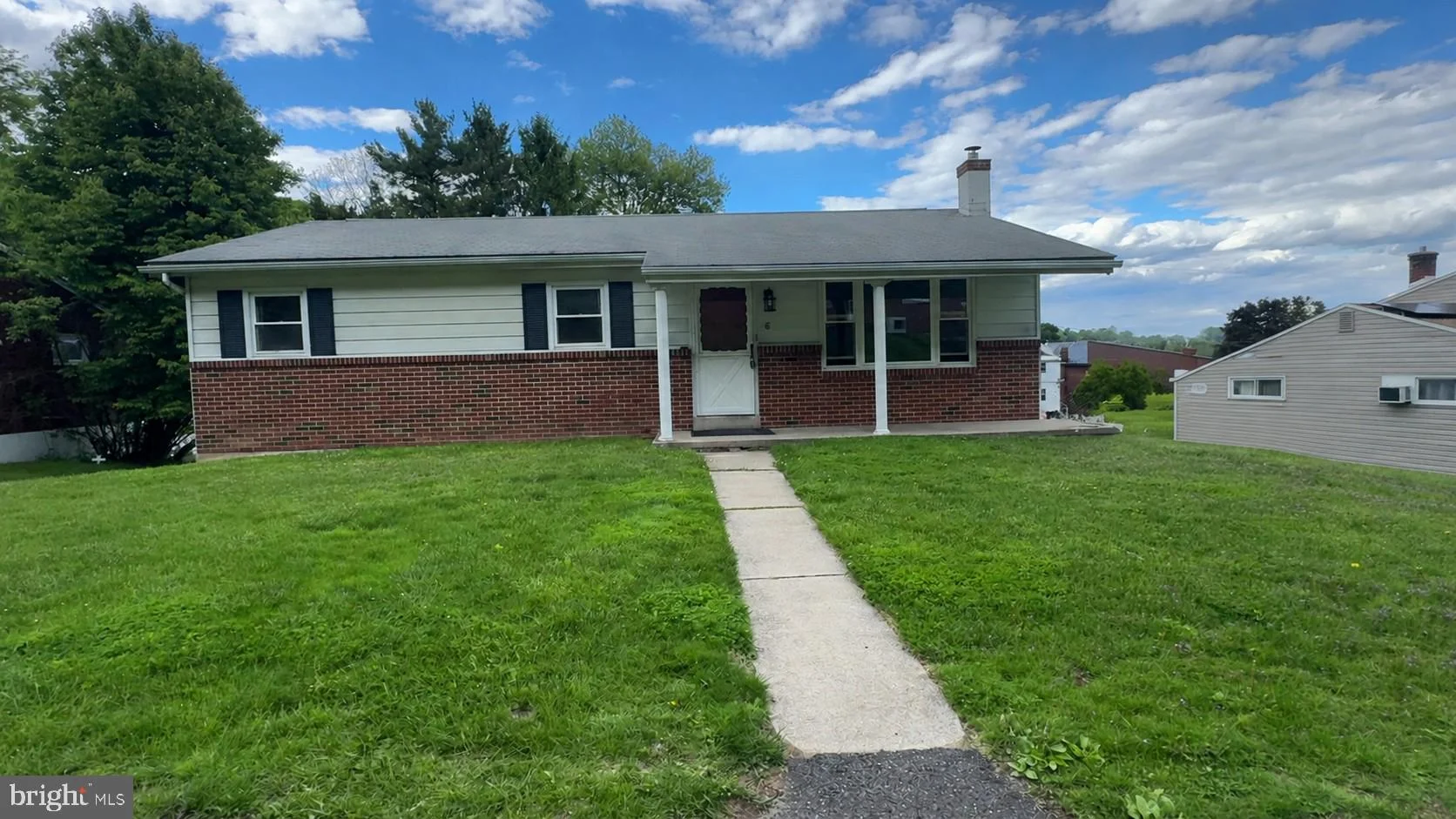 6 Pine Park Drive