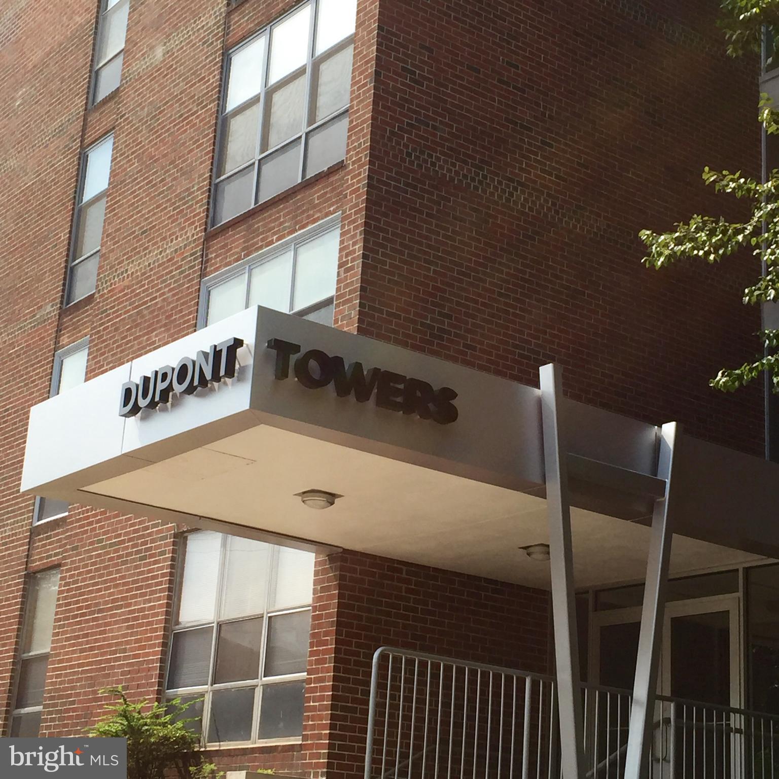 Dupont Towers’ beautiful one bedroom apartment includes a designer kitchen with stainless steel appliances and renovated bathroom with stall shower. Rent includes cable, heat, hot water, sewer and trash collection. Take advantage of a number of community features and meet your neighbors in the social room or at the swimming pool and sun deck.  Dupont Towers provides easy access to trendy Main Street shopping and dining in Manayunk as well as access to SEPTA train and bus lines.  Our one  bedroom apartment is located minutes away from Roxborough Memorial Hospital,  Philadelphia College of Osteopathic Medicine (PCOM), St. Joseph’s University, and Philadelphia University.