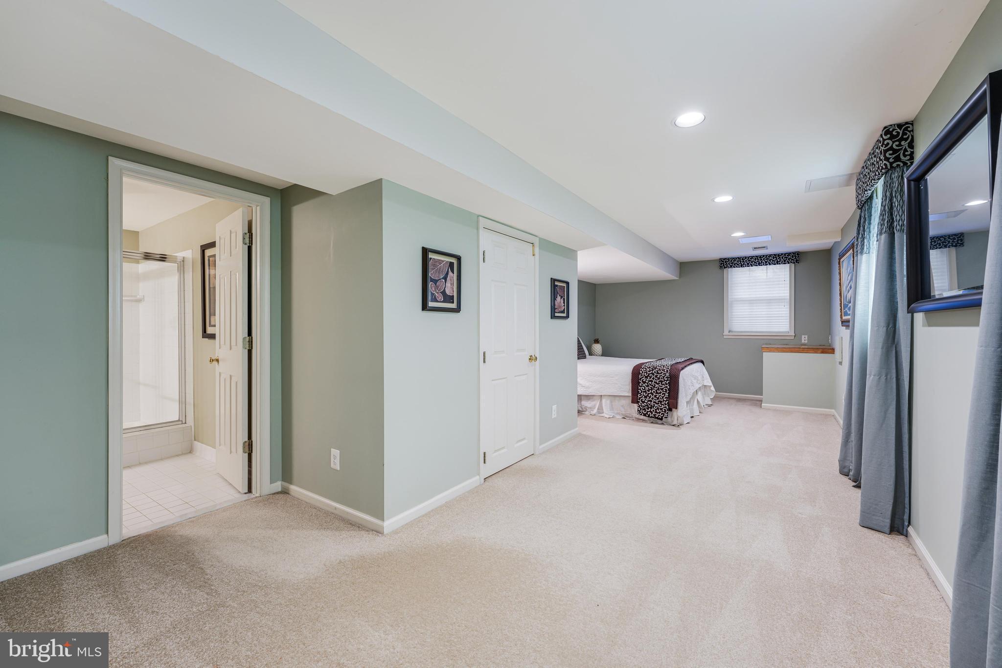 CONFEDERATE RIDGE - Residential