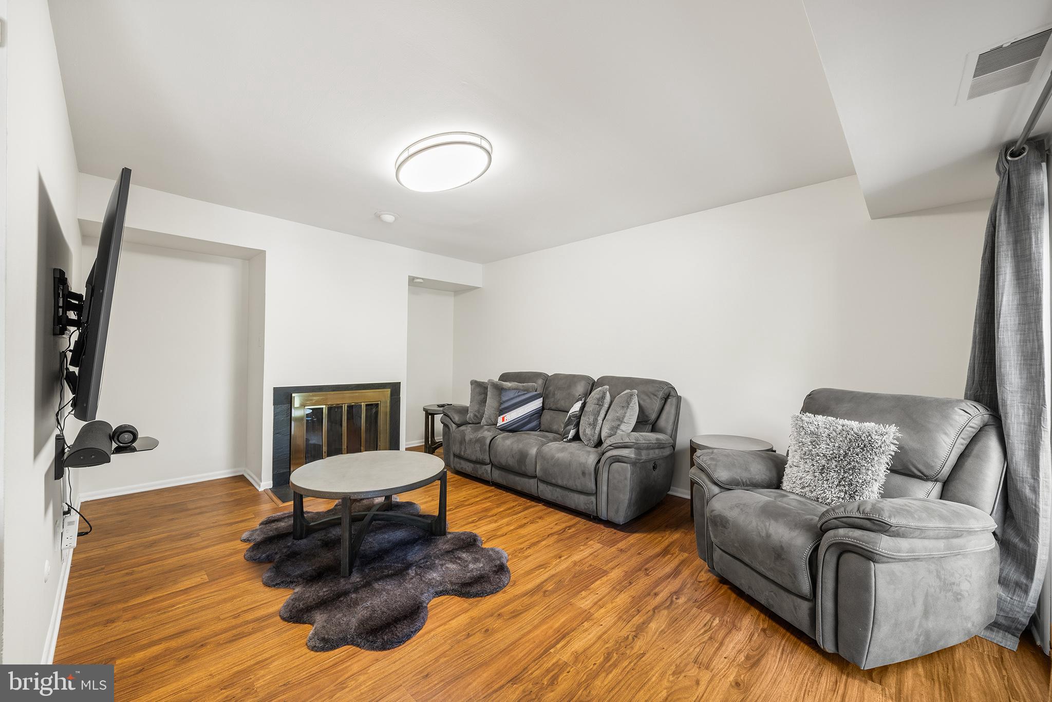 HAVERFORD VIL - Residential