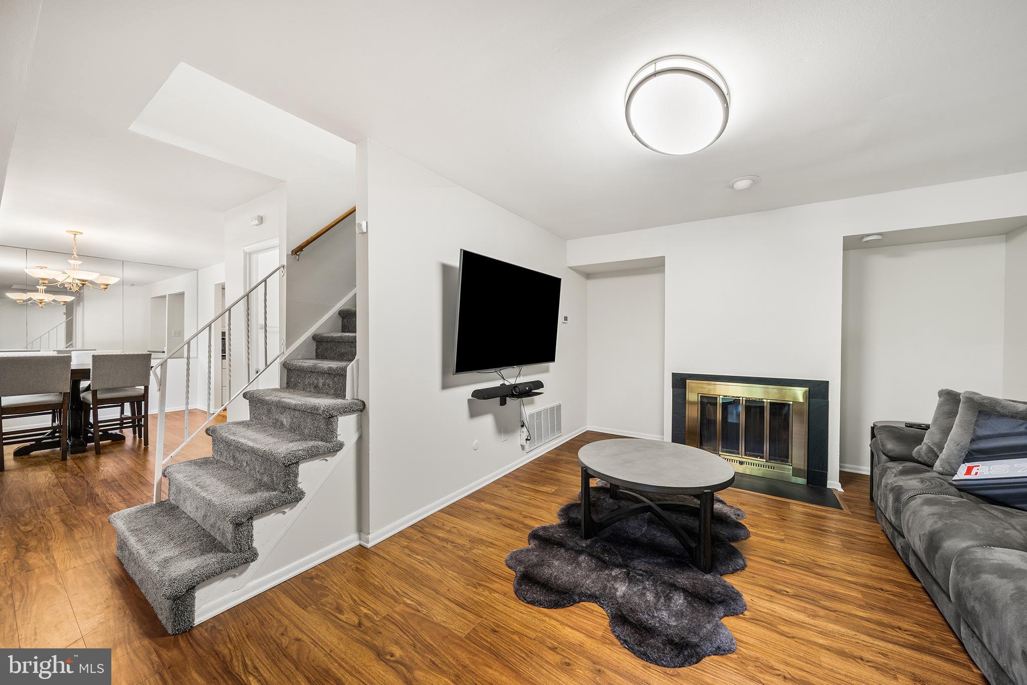 HAVERFORD VIL - Residential