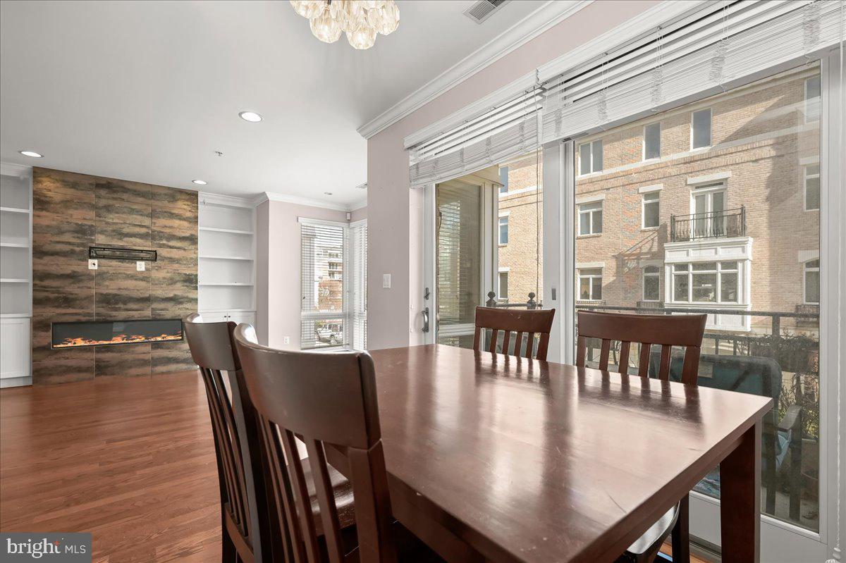 PIER HOMES AT HARBORVIEW - Residential