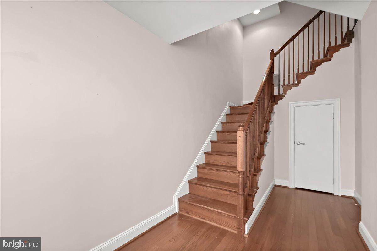 PIER HOMES AT HARBORVIEW - Residential
