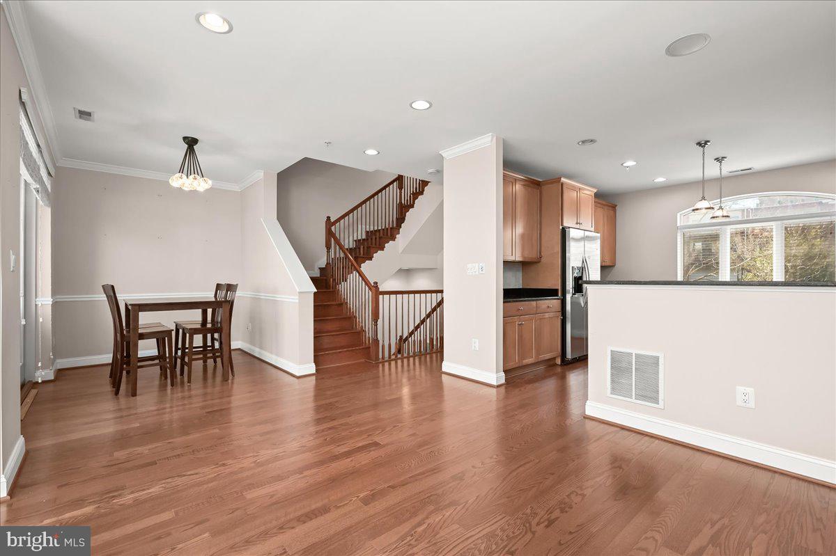PIER HOMES AT HARBORVIEW - Residential
