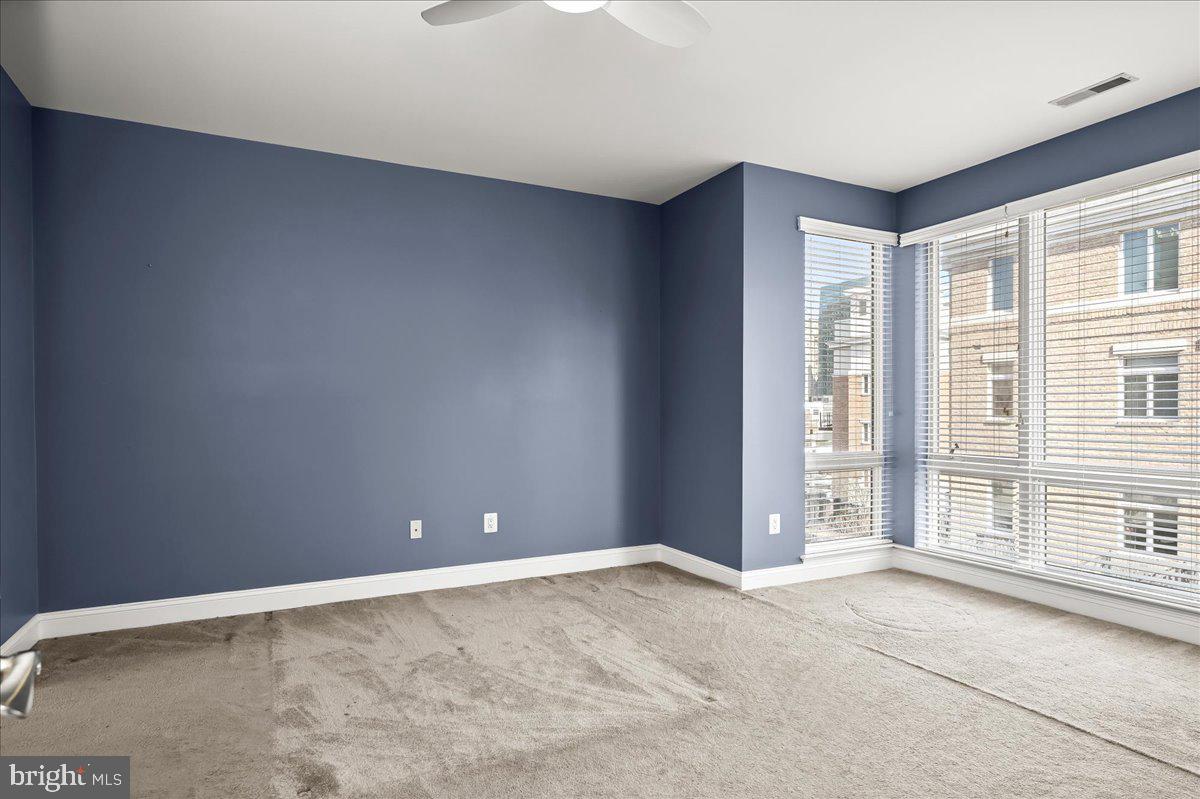 PIER HOMES AT HARBORVIEW - Residential