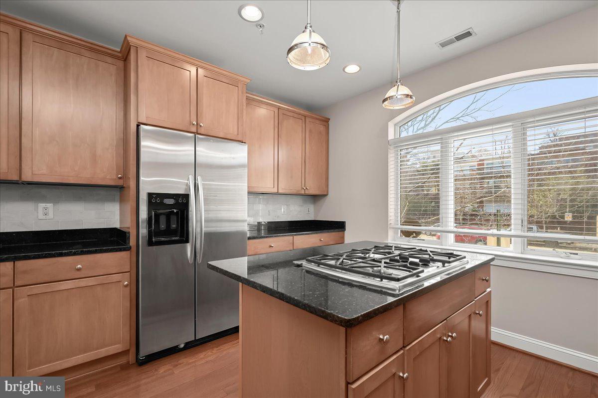PIER HOMES AT HARBORVIEW - Residential