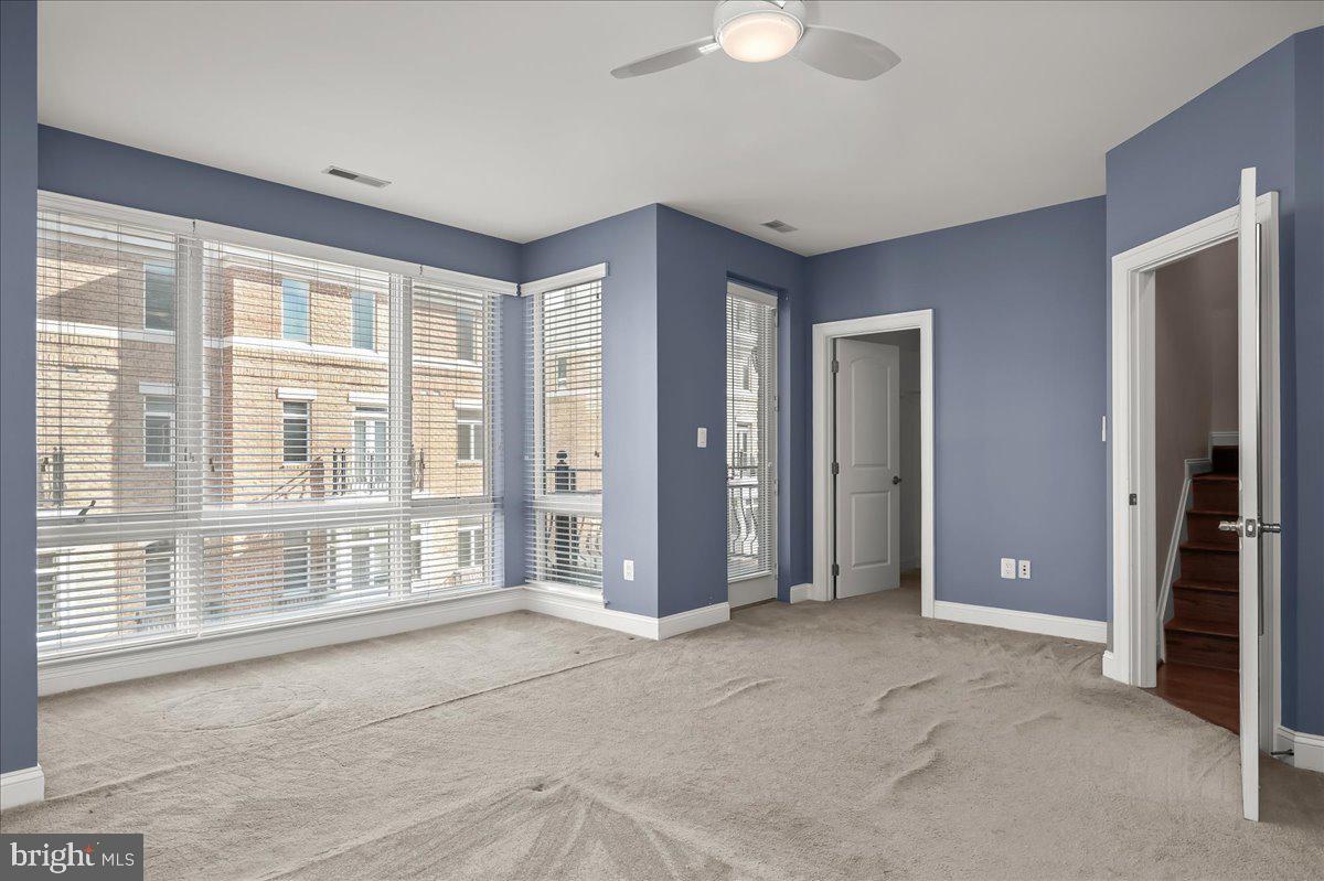 PIER HOMES AT HARBORVIEW - Residential