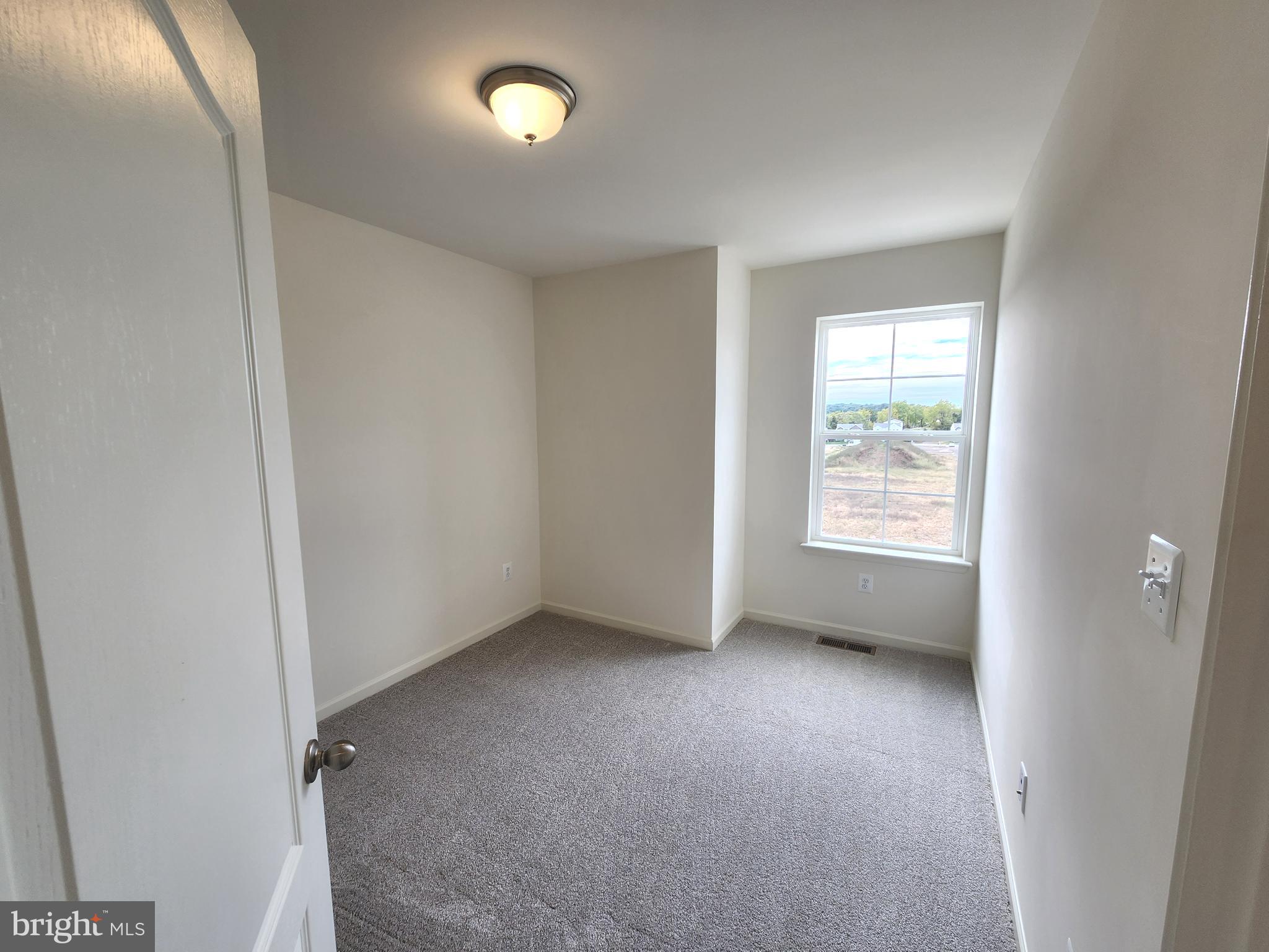 OVERLOOK AT RIVERSIDE TOWNHOMES - Residential