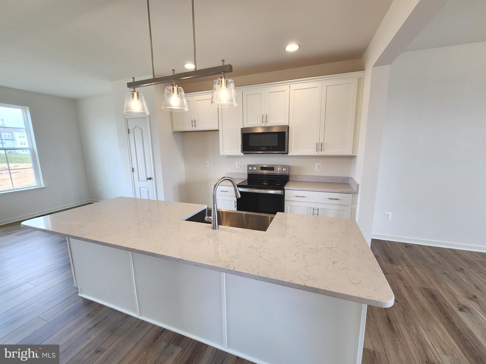 OVERLOOK AT RIVERSIDE TOWNHOMES - Residential