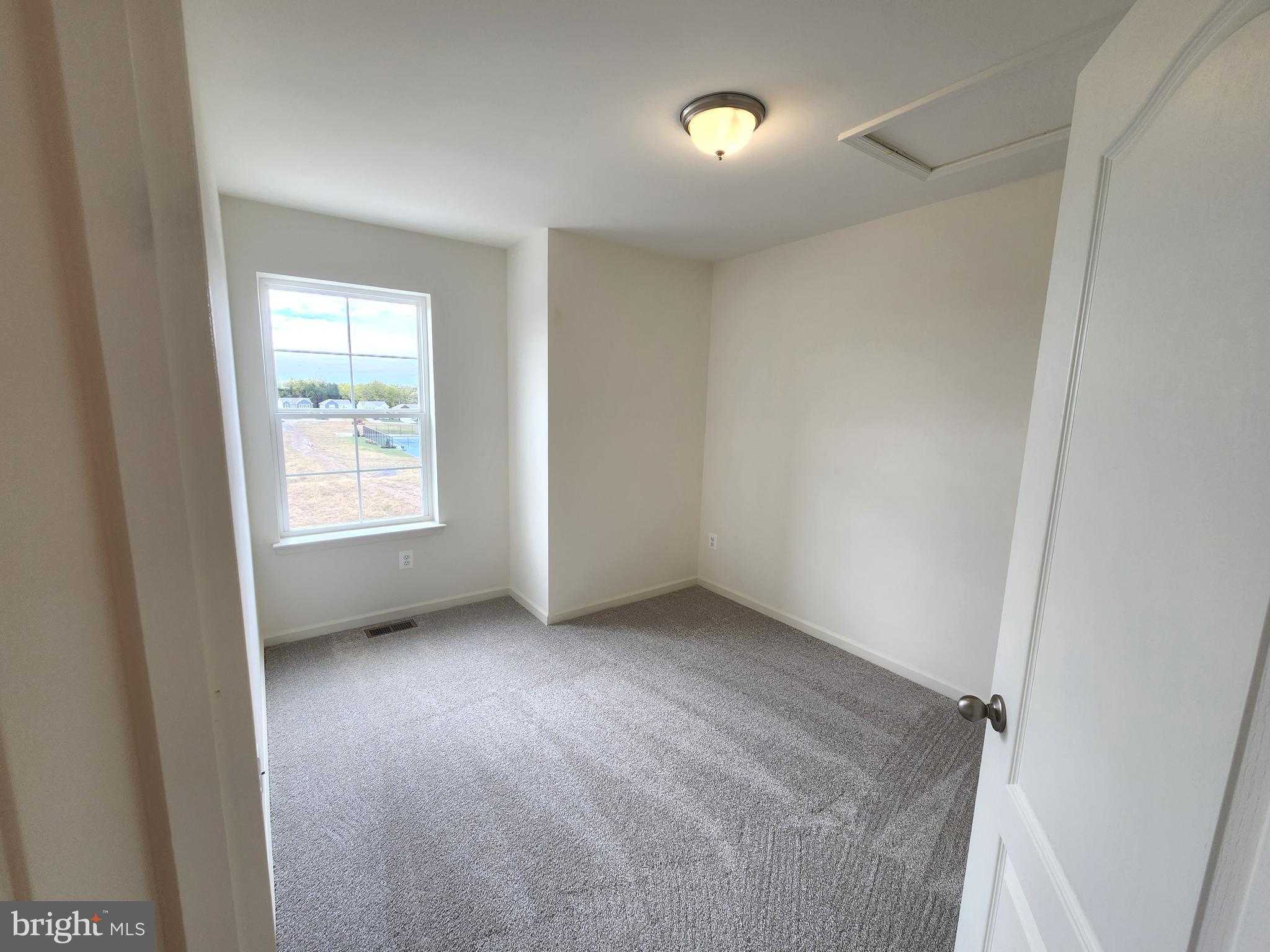 OVERLOOK AT RIVERSIDE TOWNHOMES - Residential