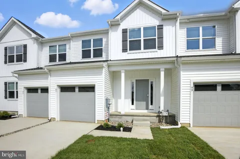 5 Kessel Run, Berlin, NJ MLS: NJCD2110940