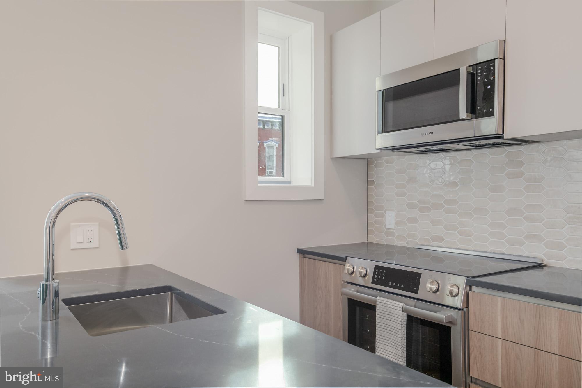 933 N STREET NW 1ST FLOOR - 01