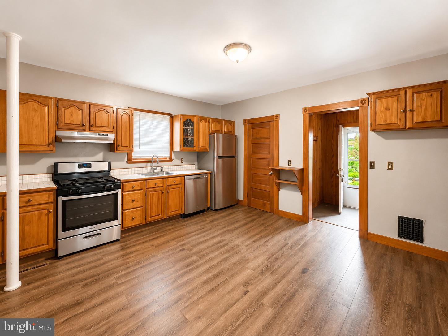 EAST VIEW - Residential