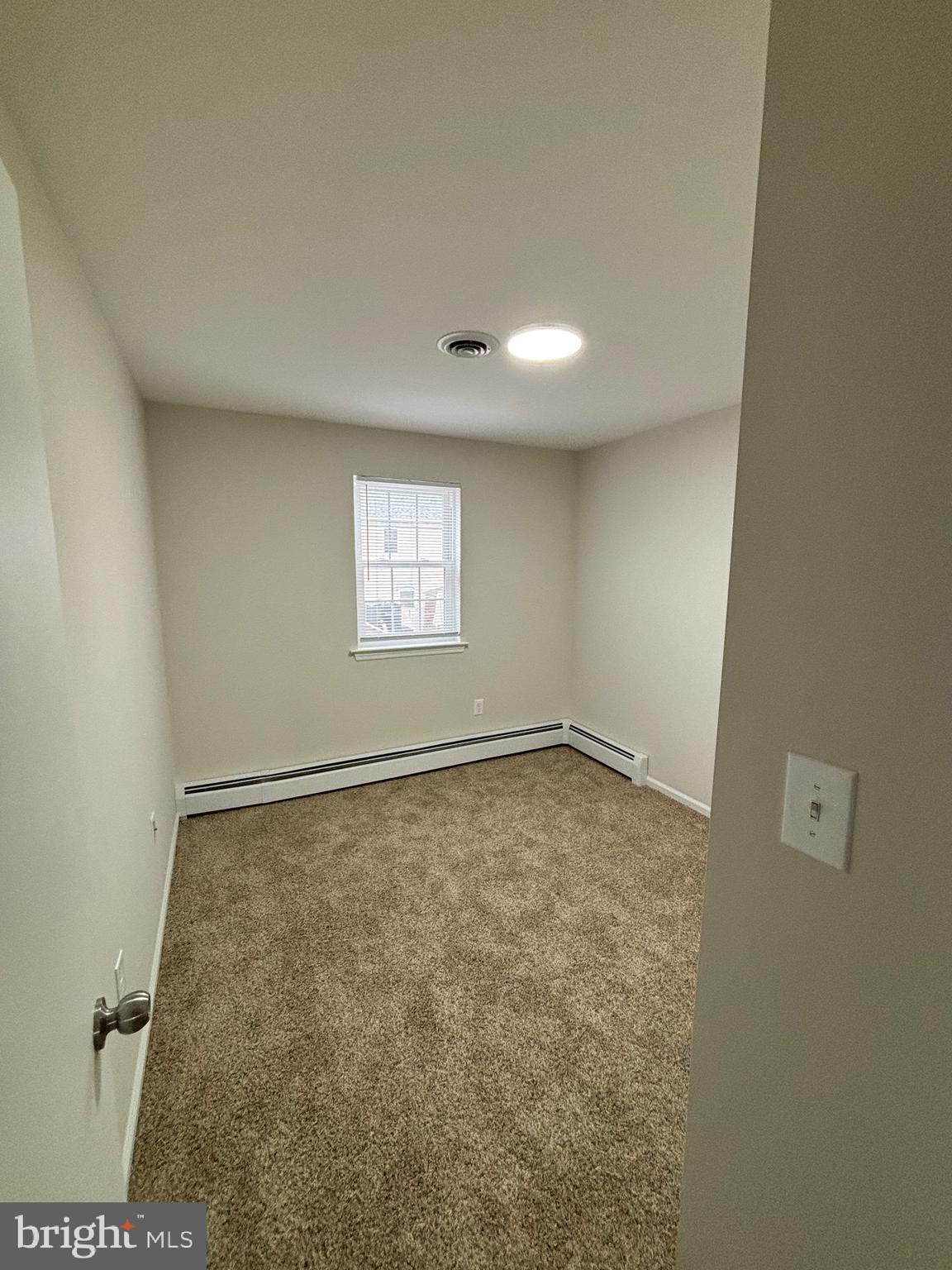 WALNUT RIDGE ESTS - Residential Lease