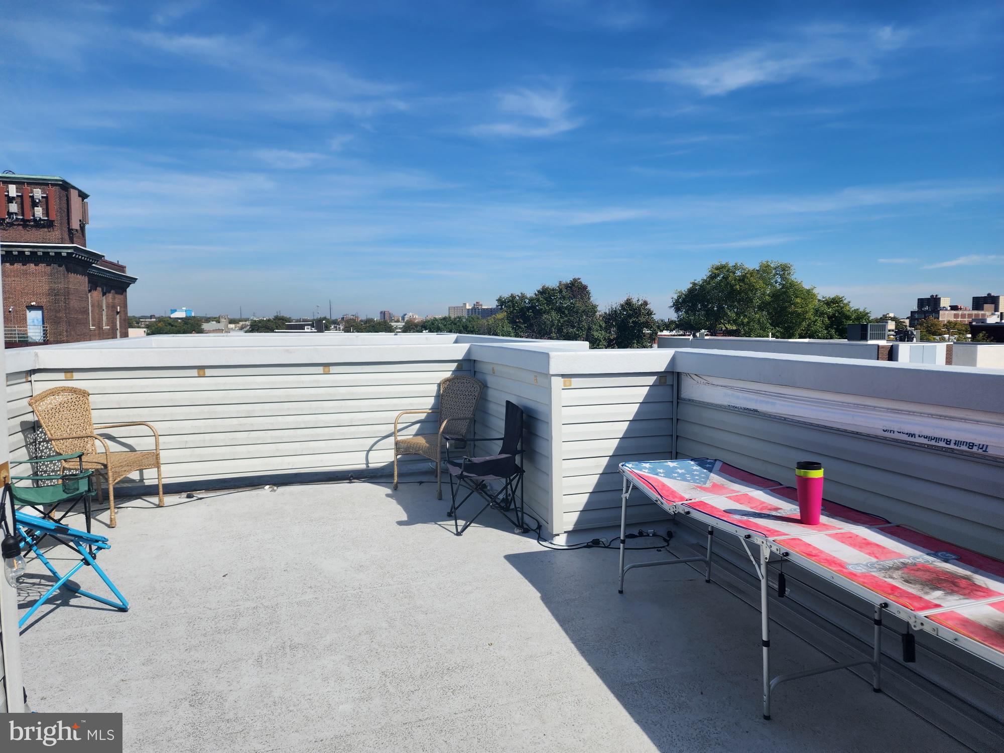 1624 FONTAIN STREET 3