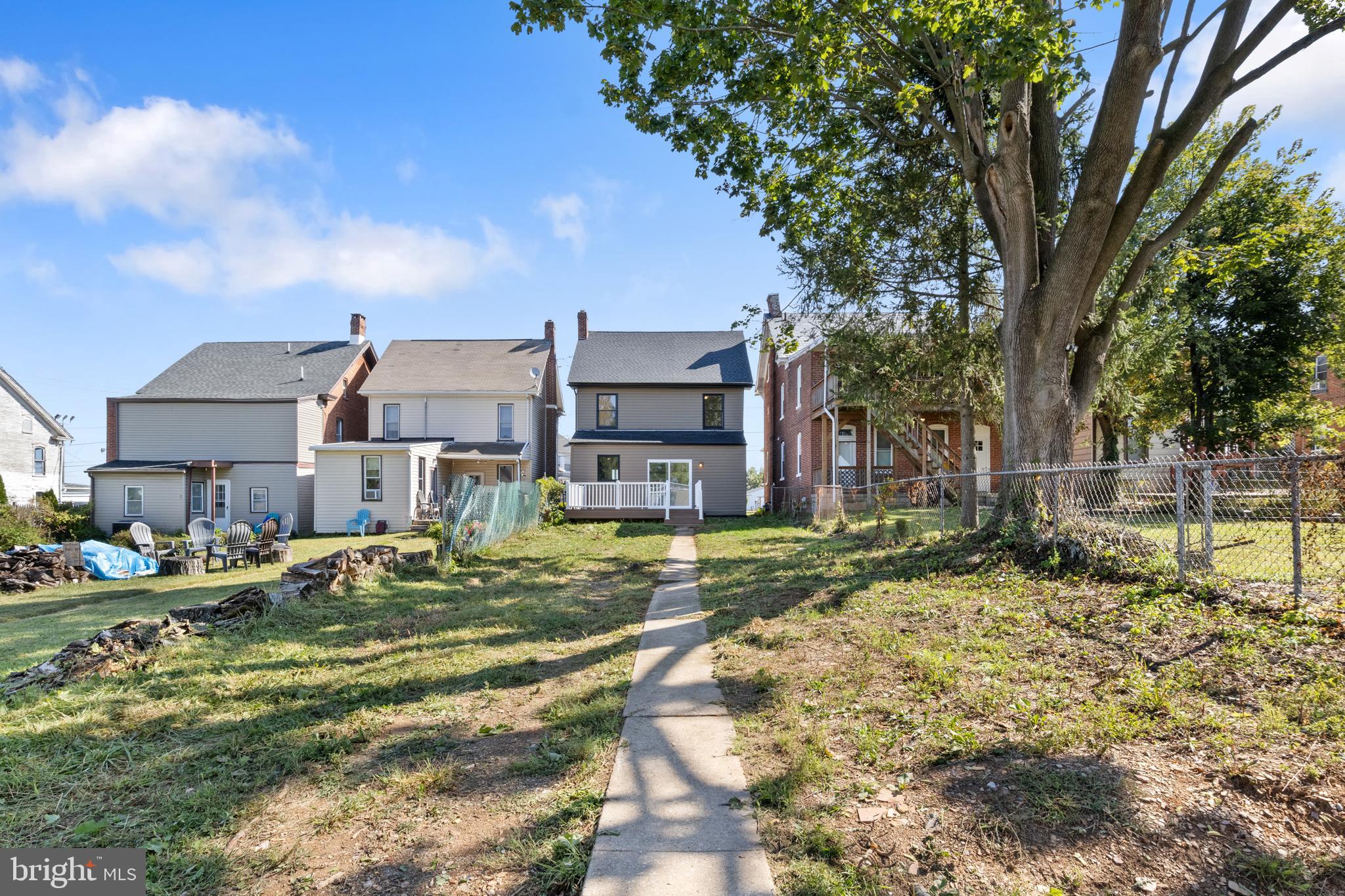 DALLASTOWN BORO - Residential