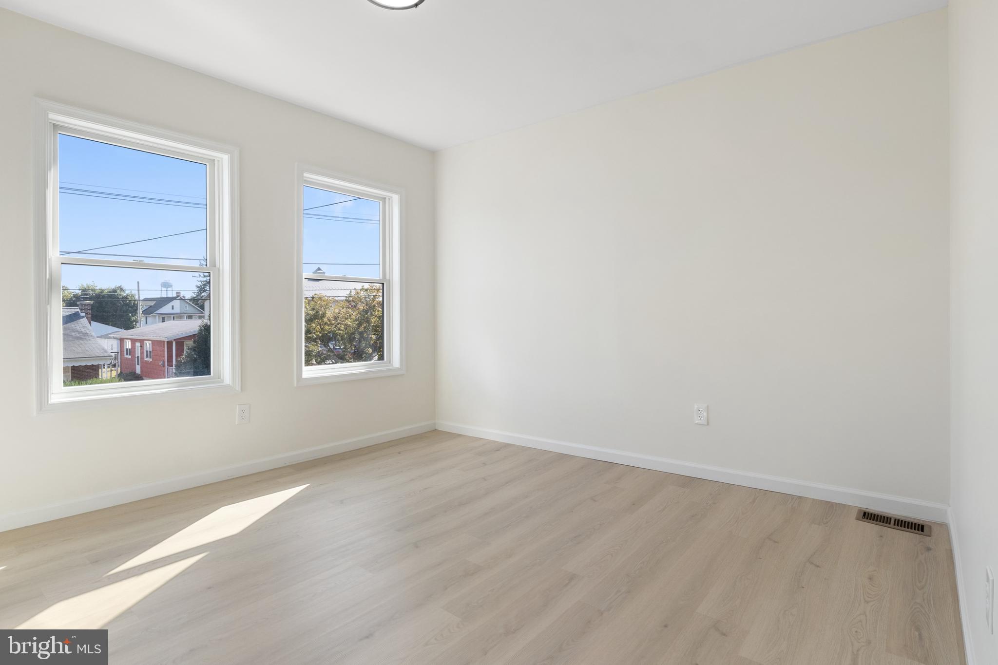 DALLASTOWN BORO - Residential