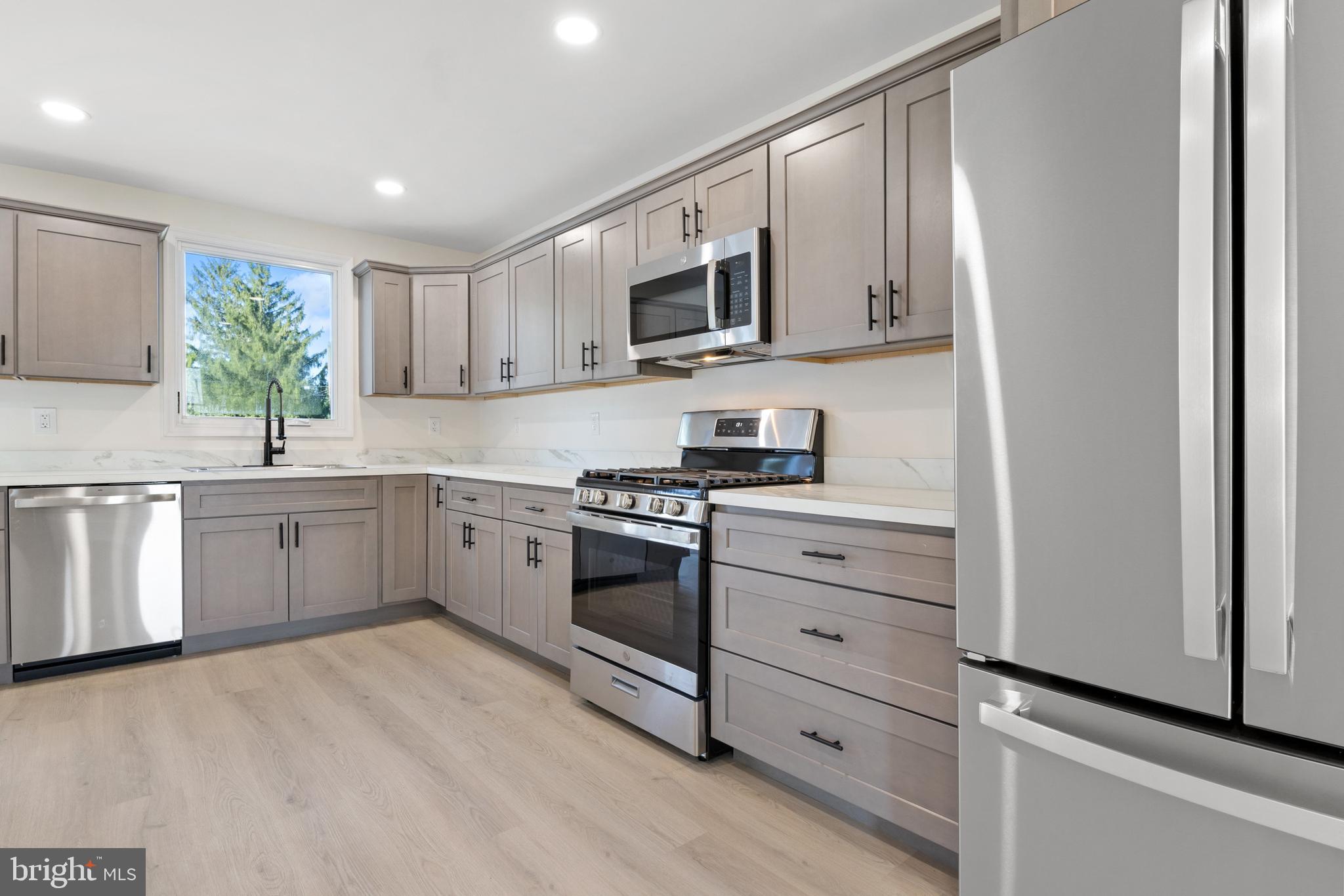 DALLASTOWN BORO - Residential