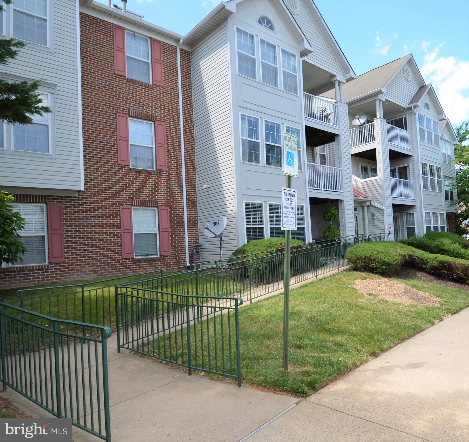 RIDGEVIEW CODM - Residential Lease