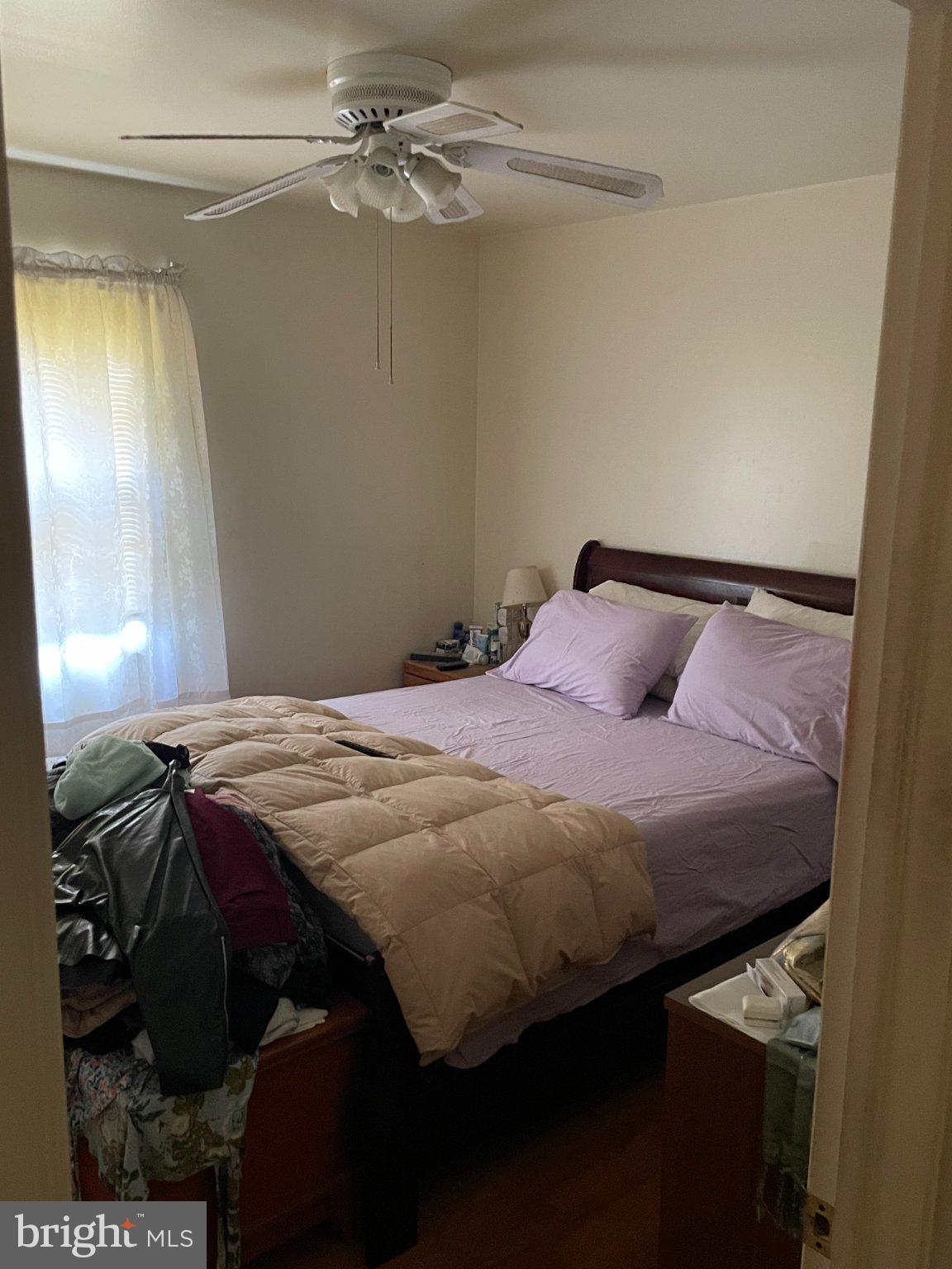 TEN ACRES - Residential