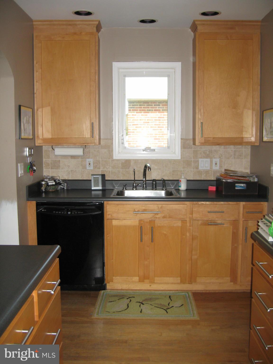 IDLEWYLDE - Residential Lease