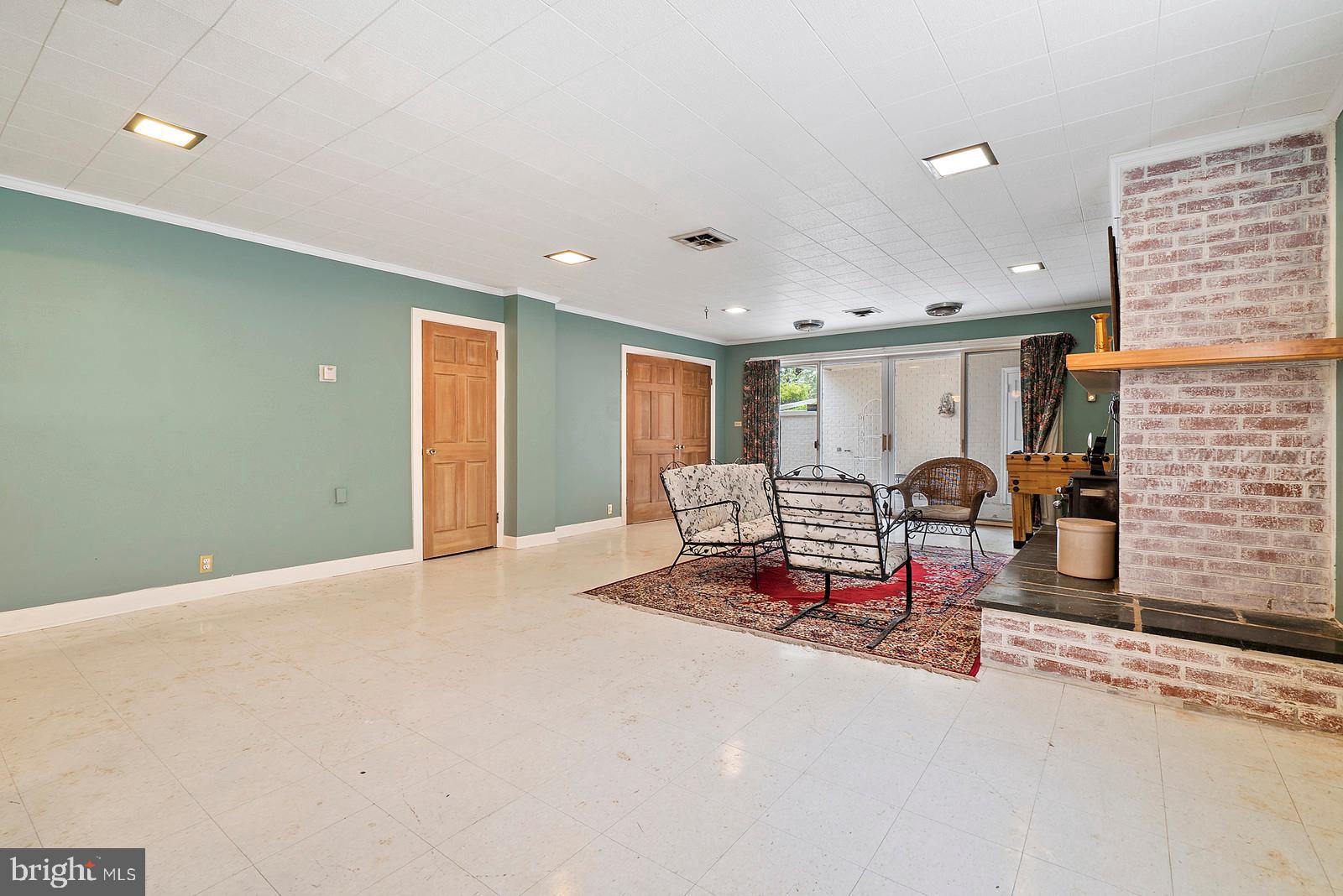 OAKLAWN - Residential