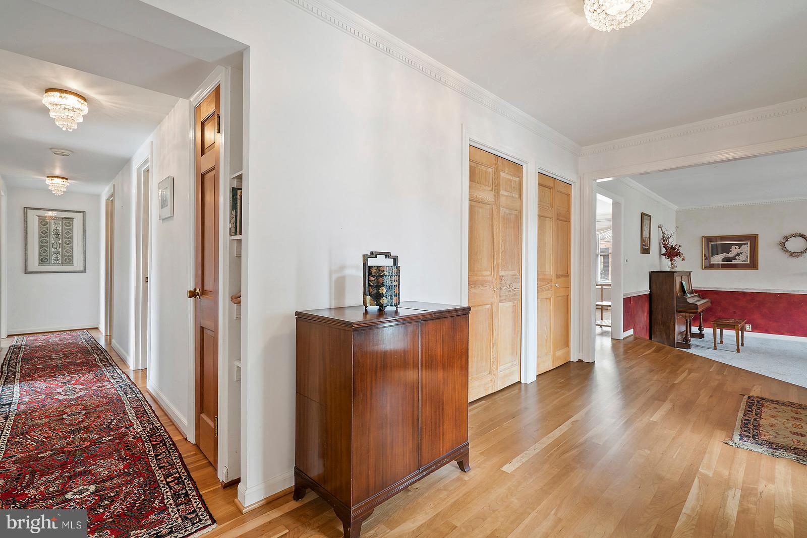 OAKLAWN - Residential