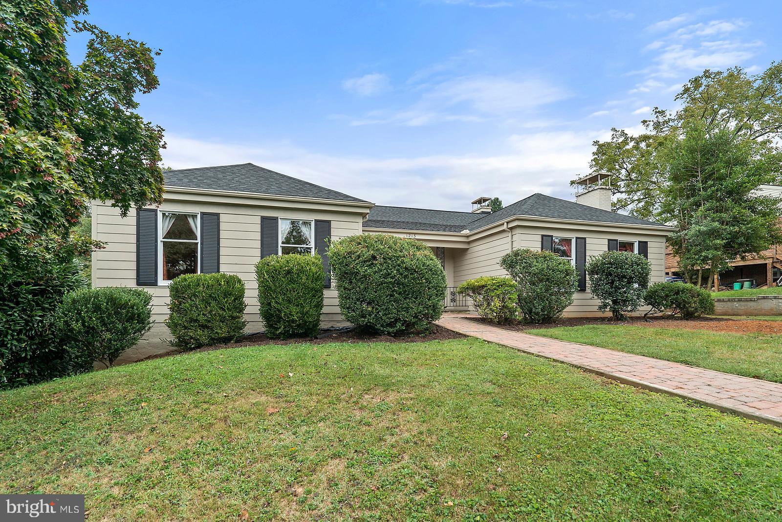 OAKLAWN - Residential