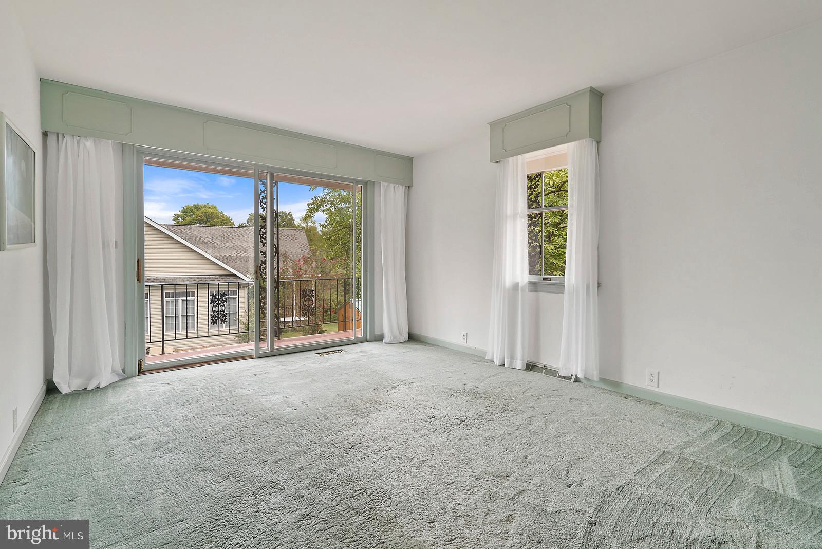 OAKLAWN - Residential