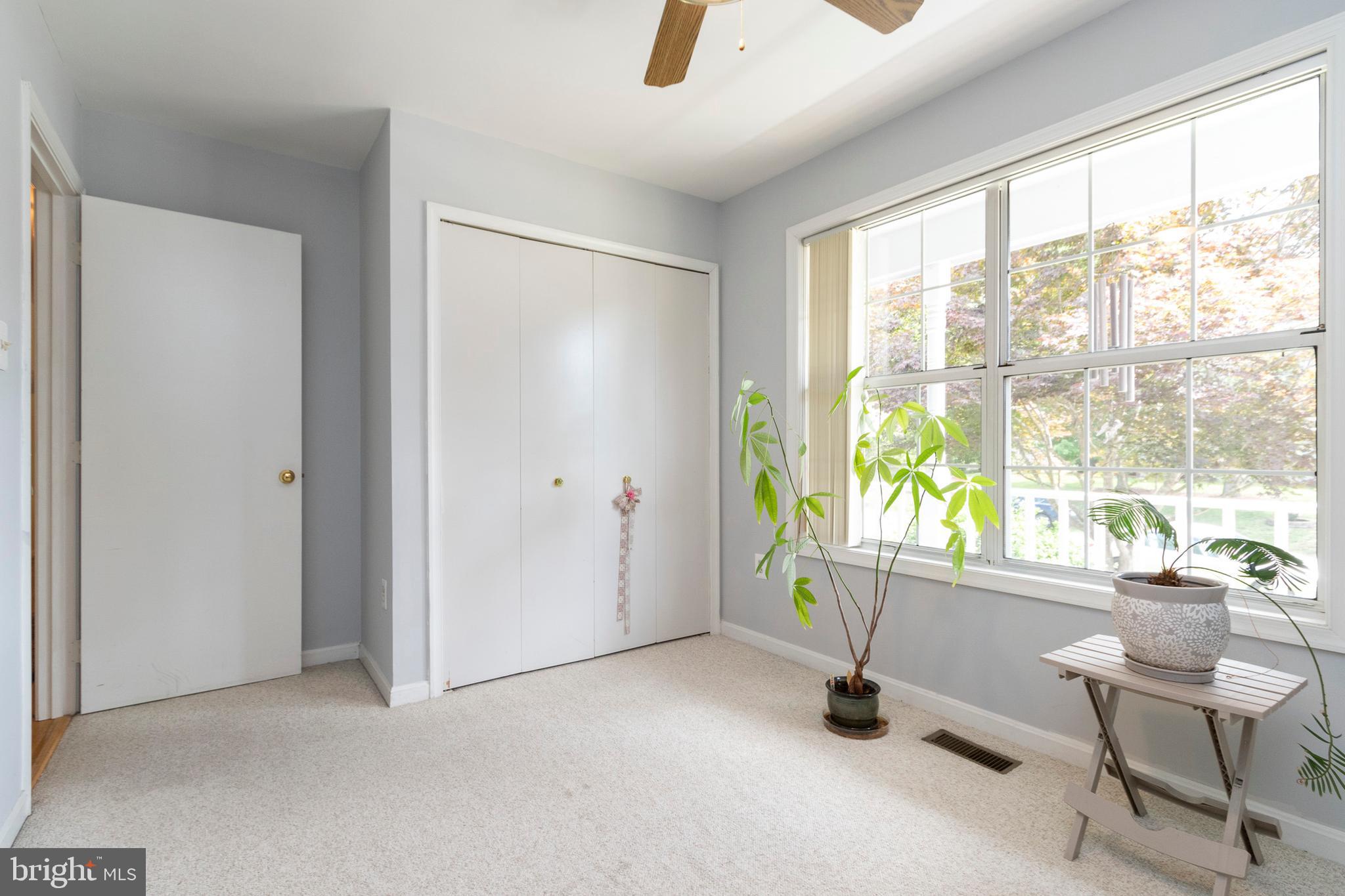 HAMPTON OAKS - Residential