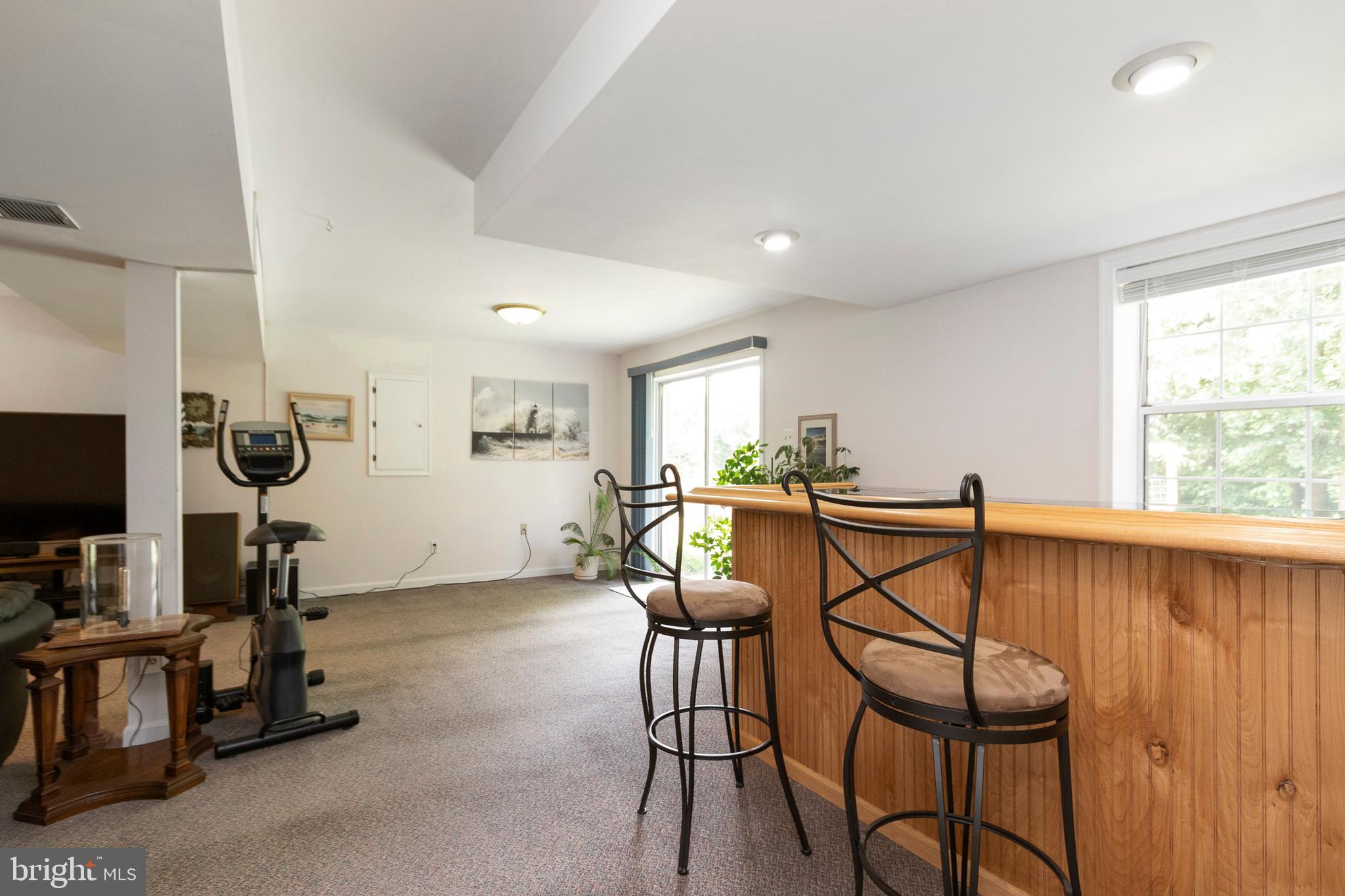 HAMPTON OAKS - Residential