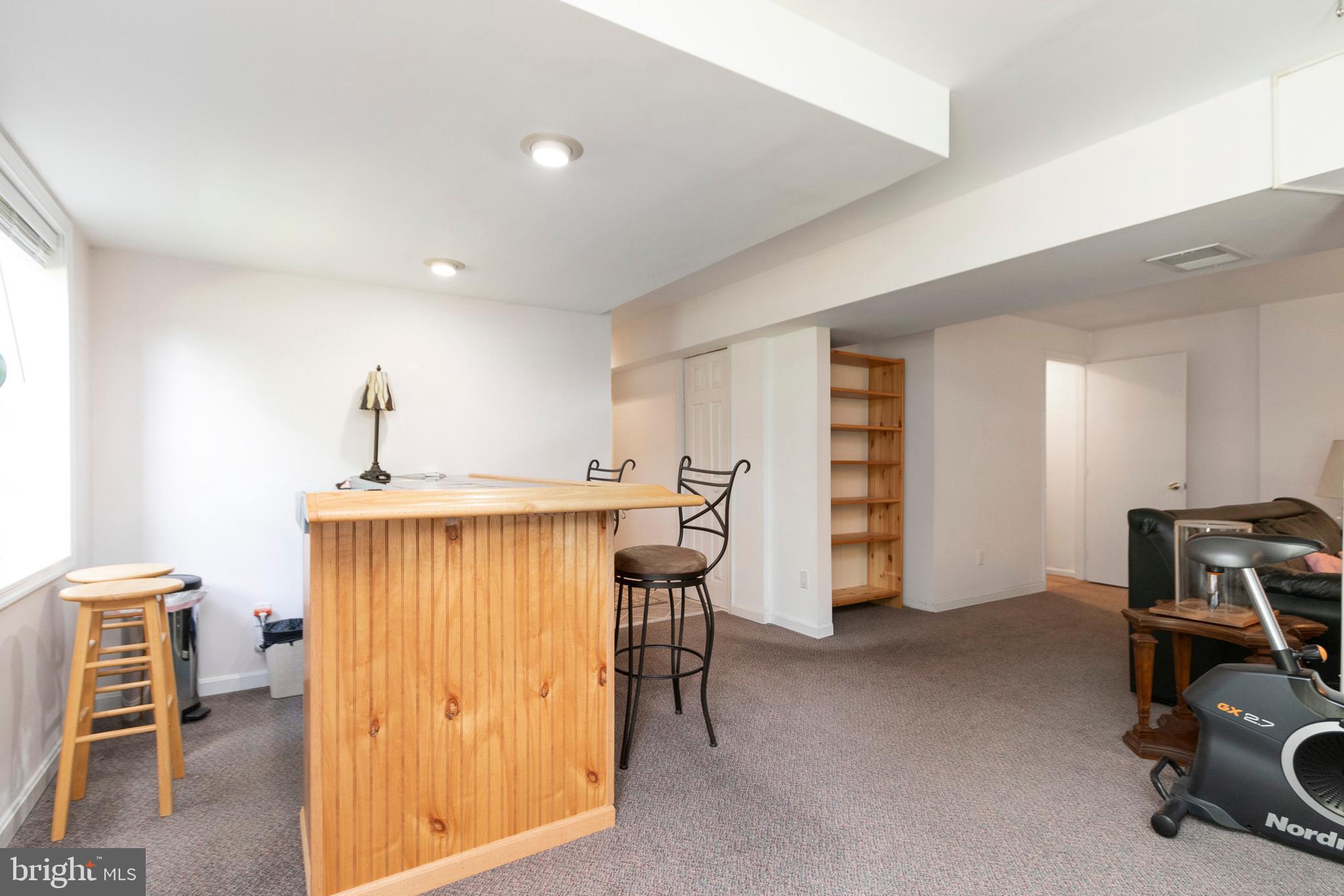 HAMPTON OAKS - Residential