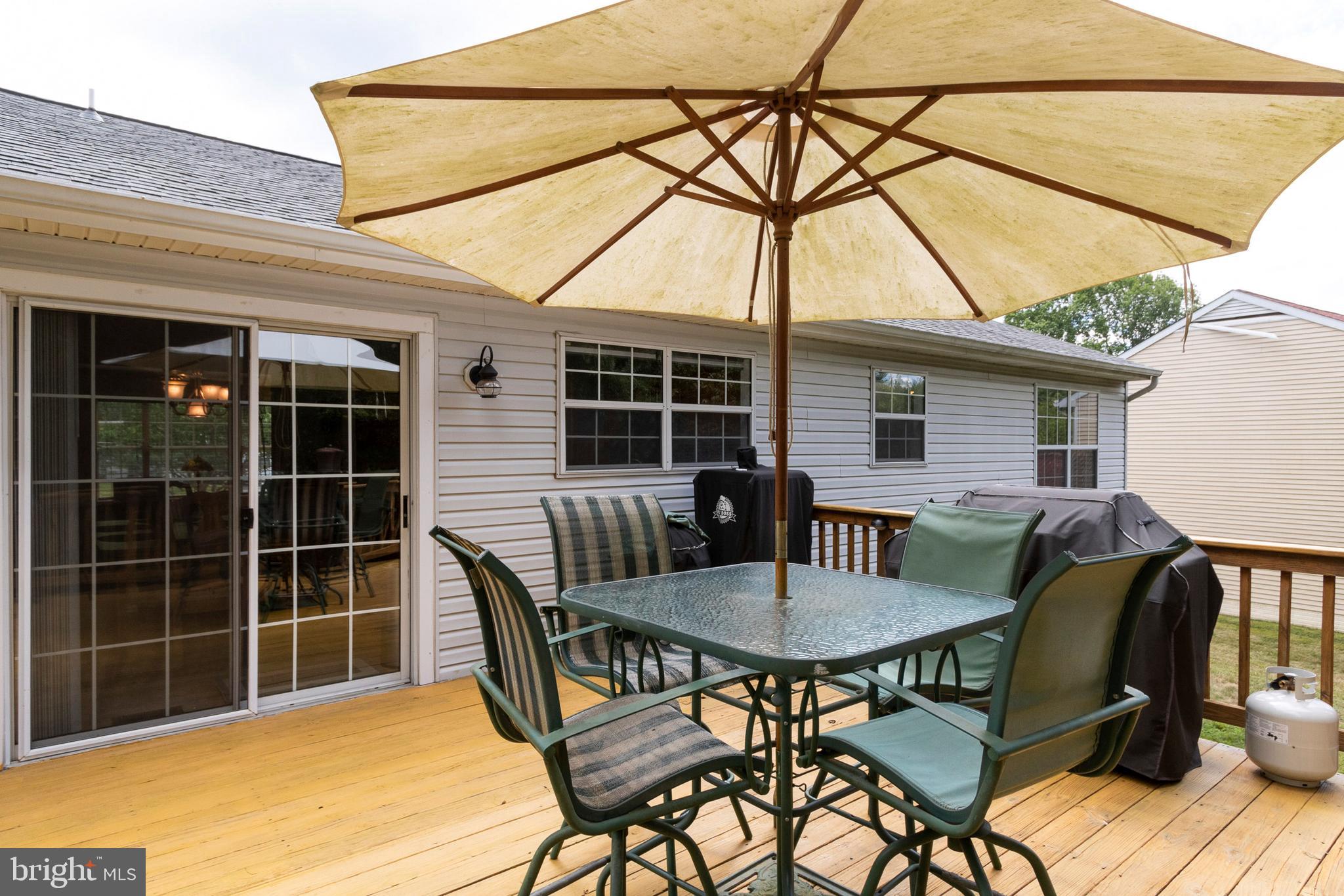 HAMPTON OAKS - Residential