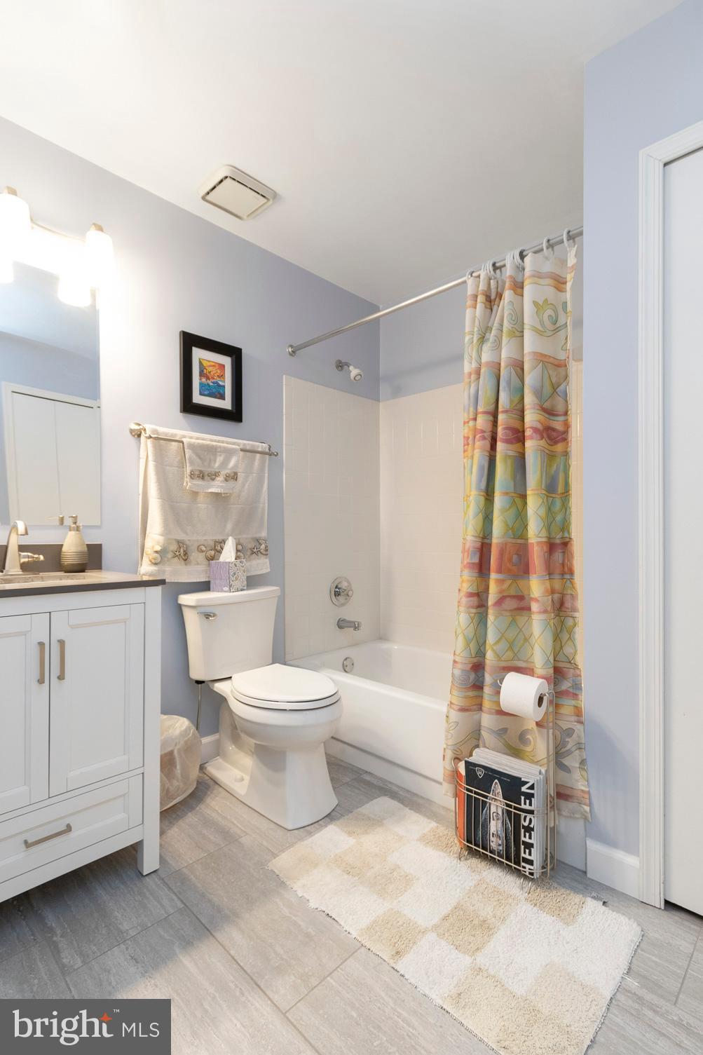 HAMPTON OAKS - Residential