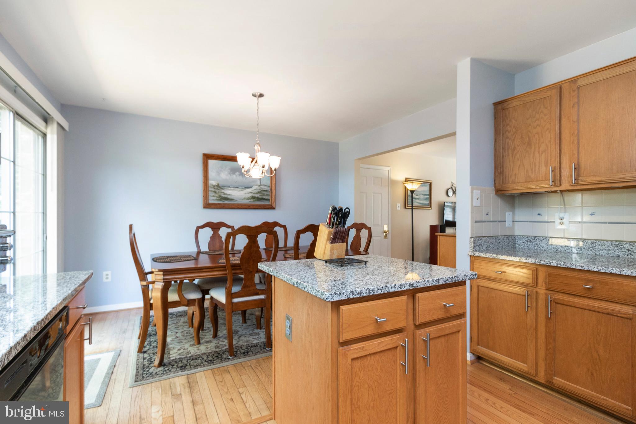 HAMPTON OAKS - Residential