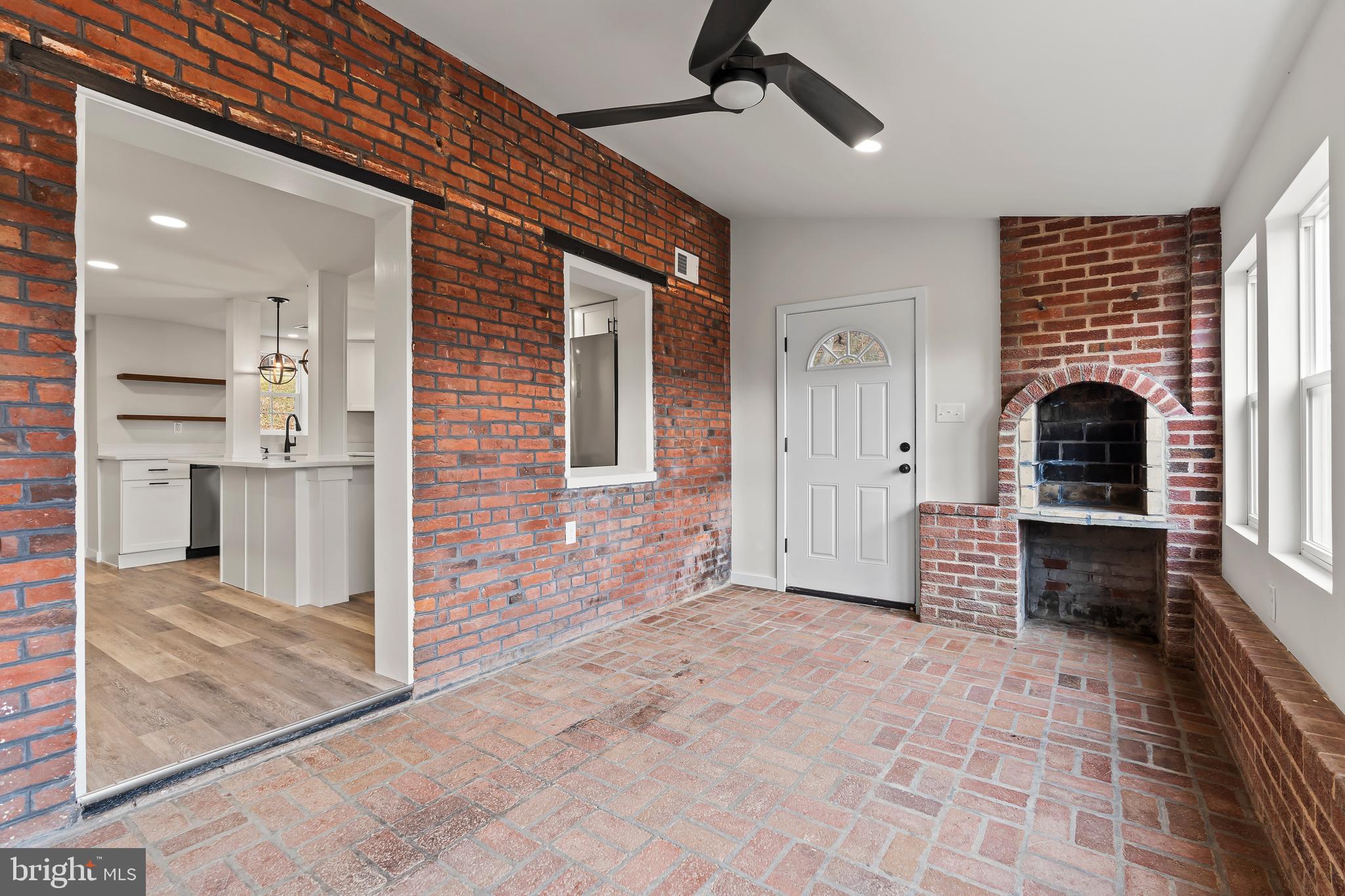 MYERSVILLE - Residential