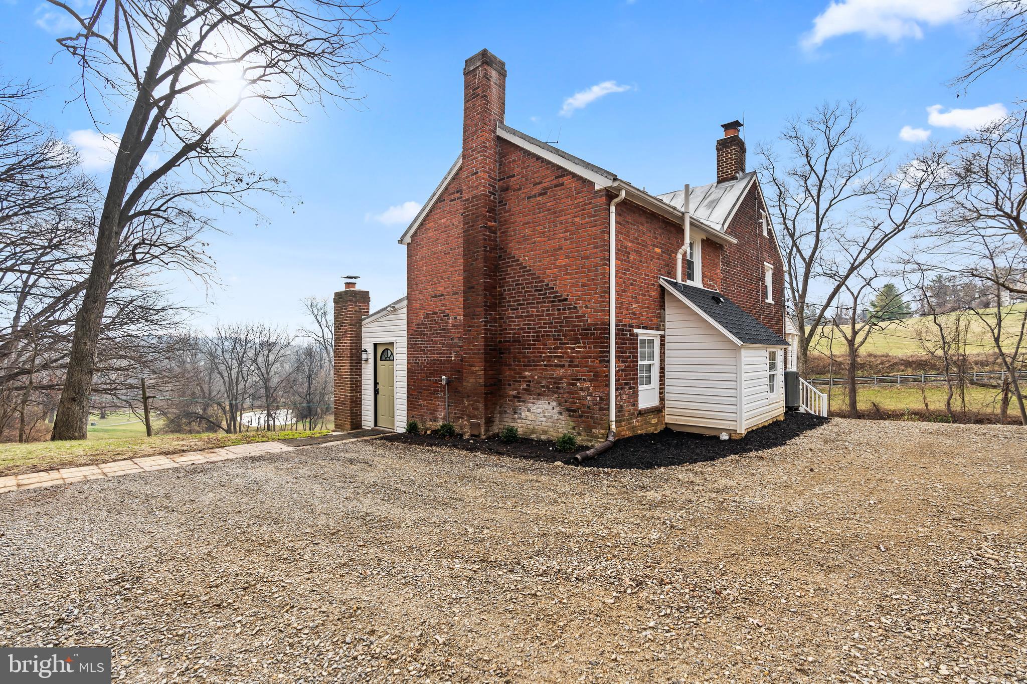 MYERSVILLE - Residential