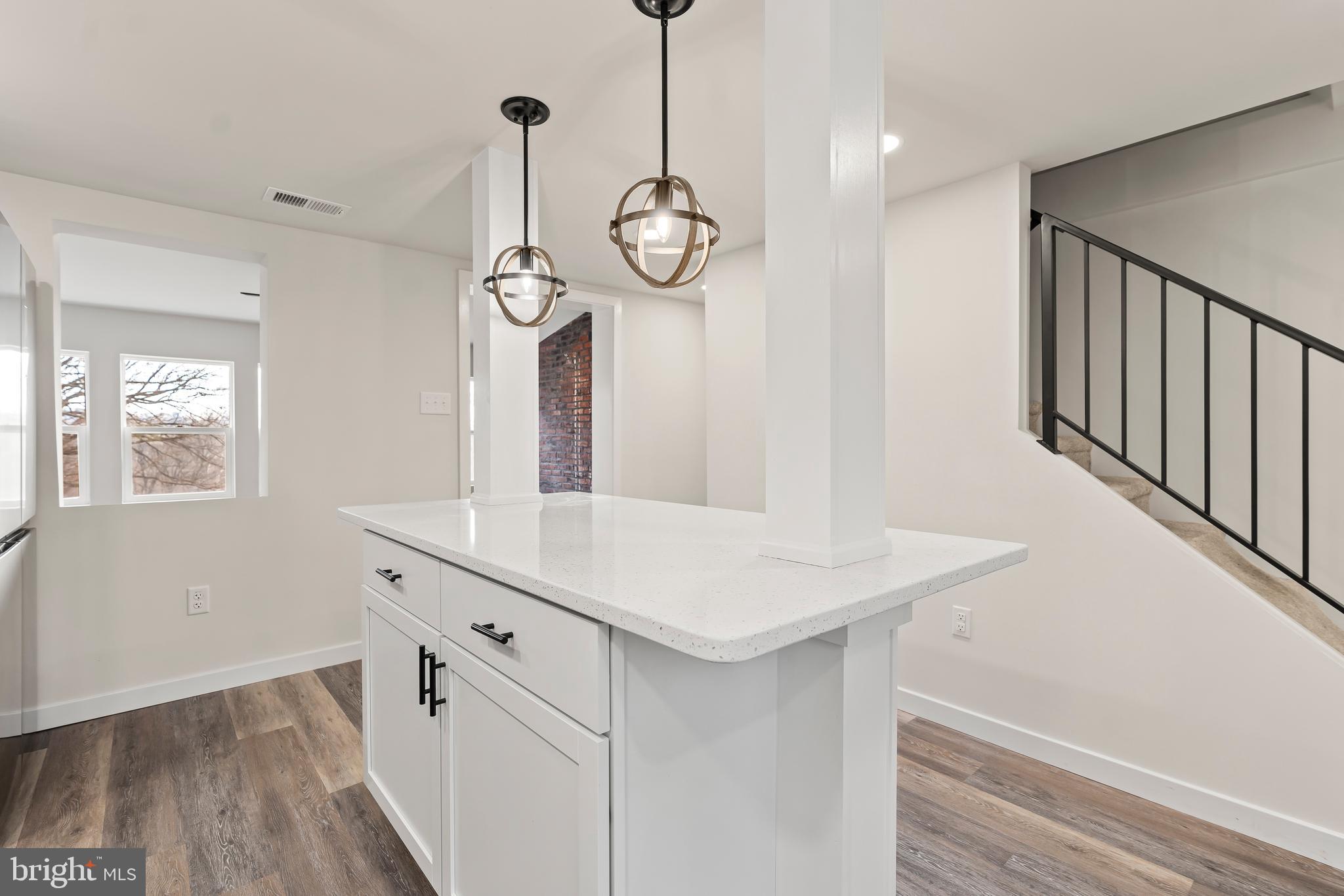 MYERSVILLE - Residential