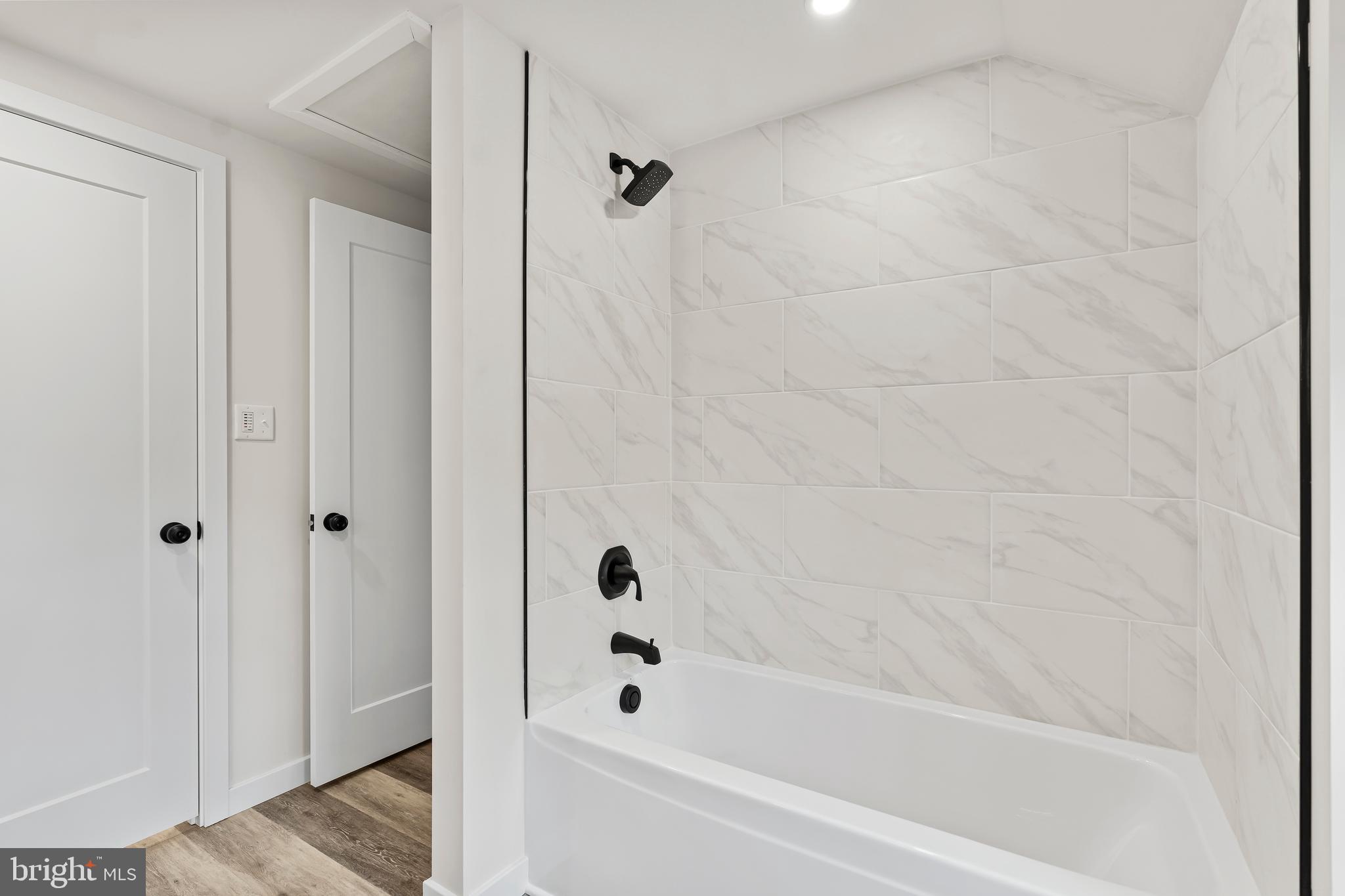 MYERSVILLE - Residential