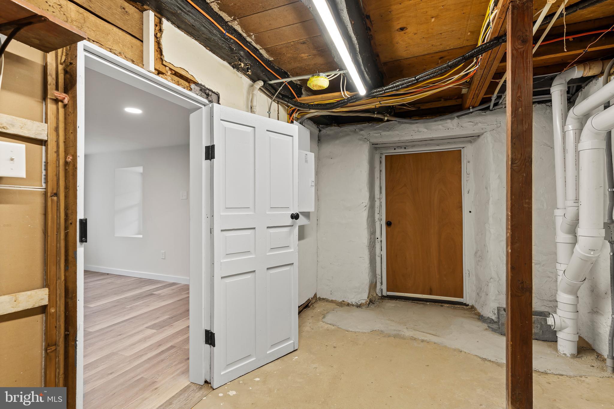 MYERSVILLE - Residential